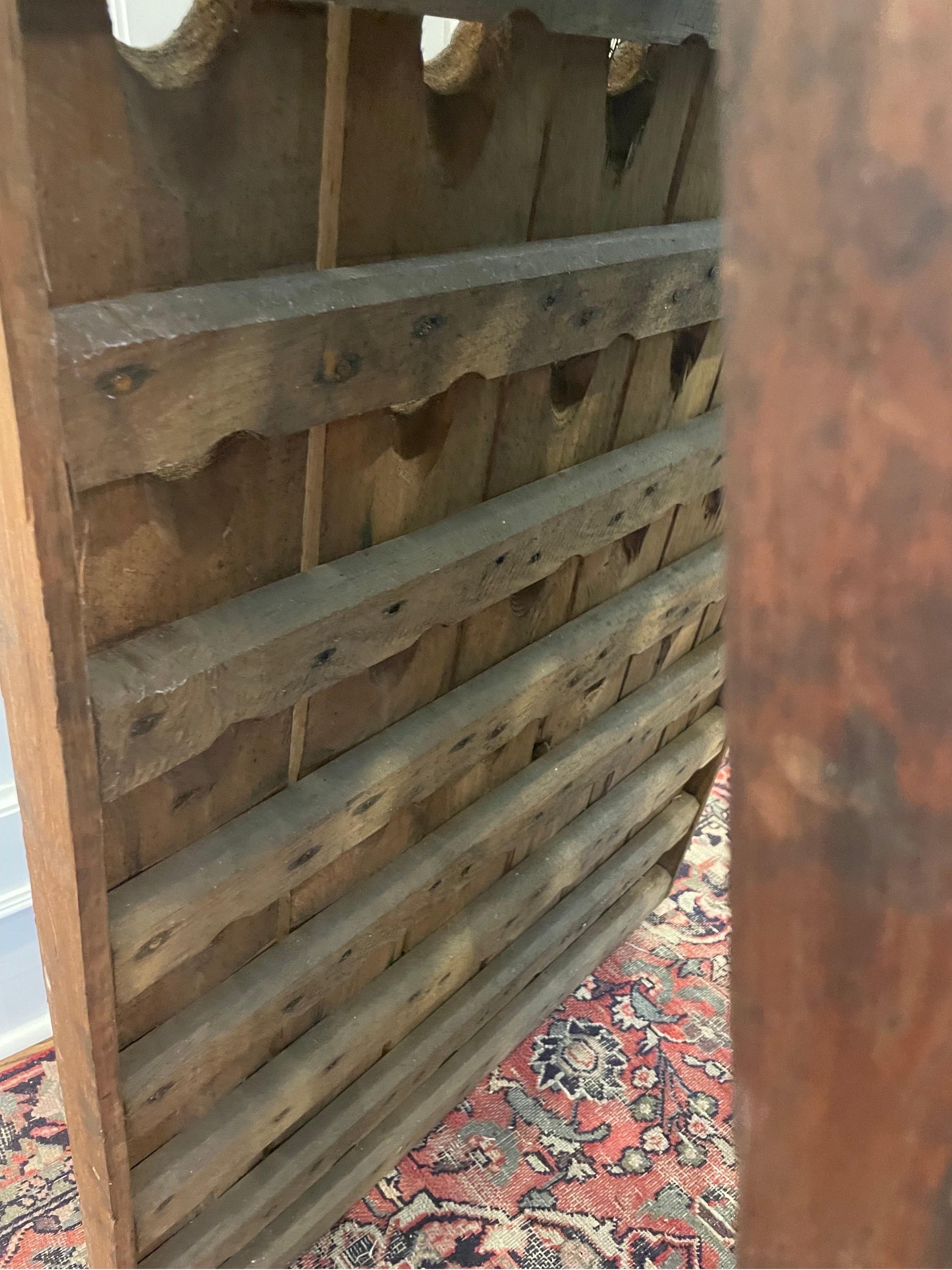 Early 20th Century French Oak Riddling Rack for Wine and champagne Bottles For Sale 1