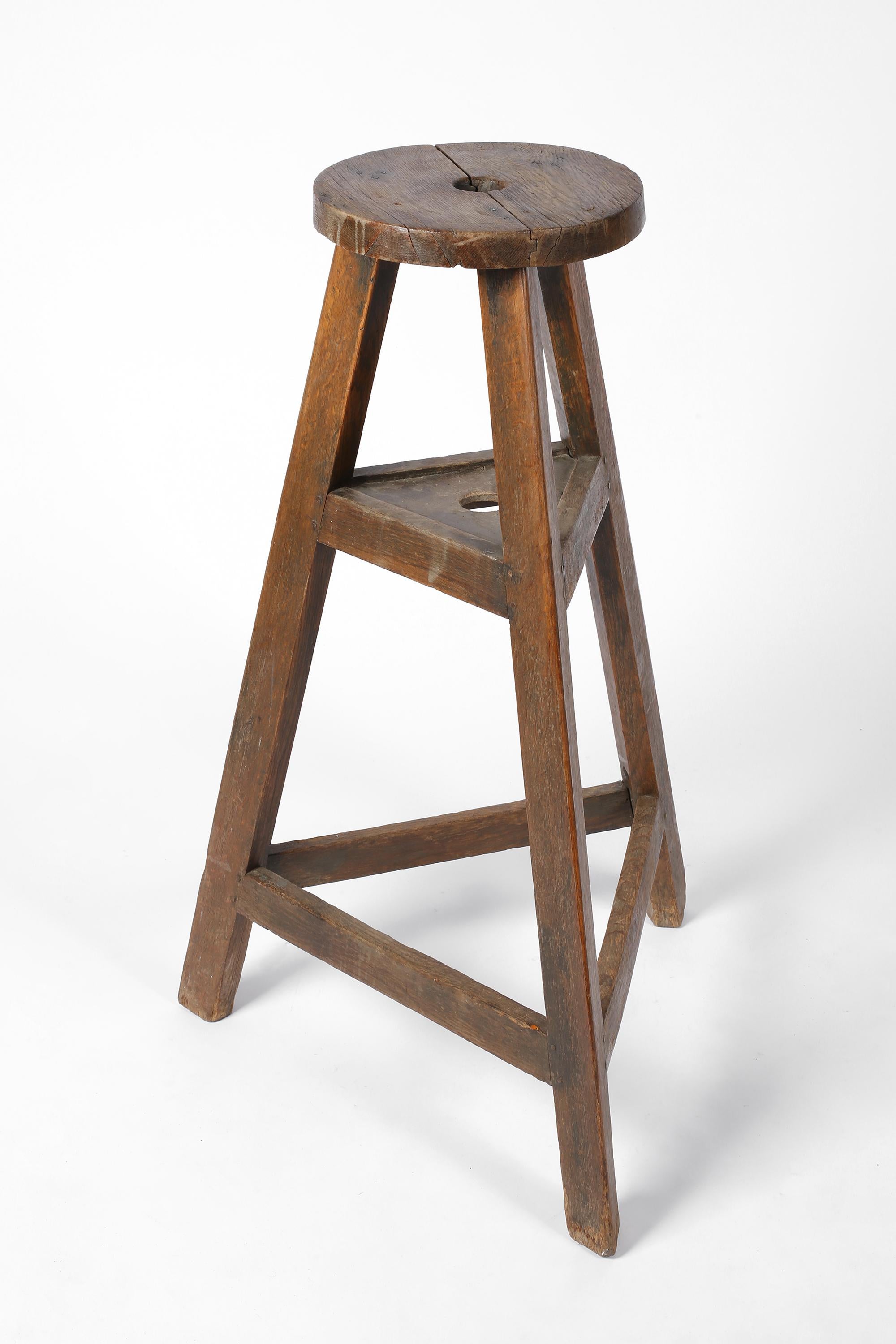 Anfang des 20. Jahrhunderts Französisch Oak Sculpture Stand Pedestal Sockel Display Tisch im Angebot 2