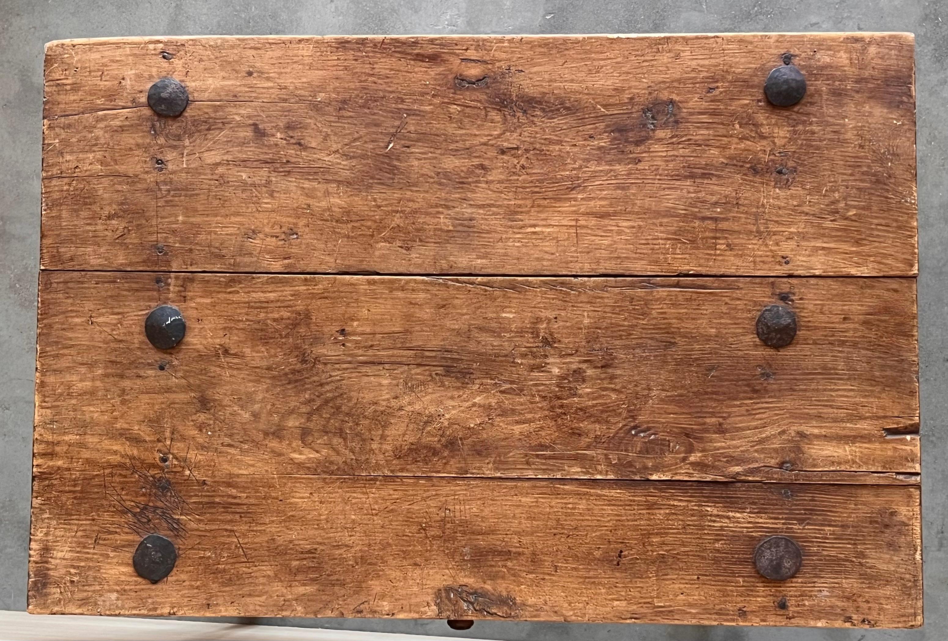 Table de travail française du début du 20e siècle avec un tiroir, années 1920 en vente 4