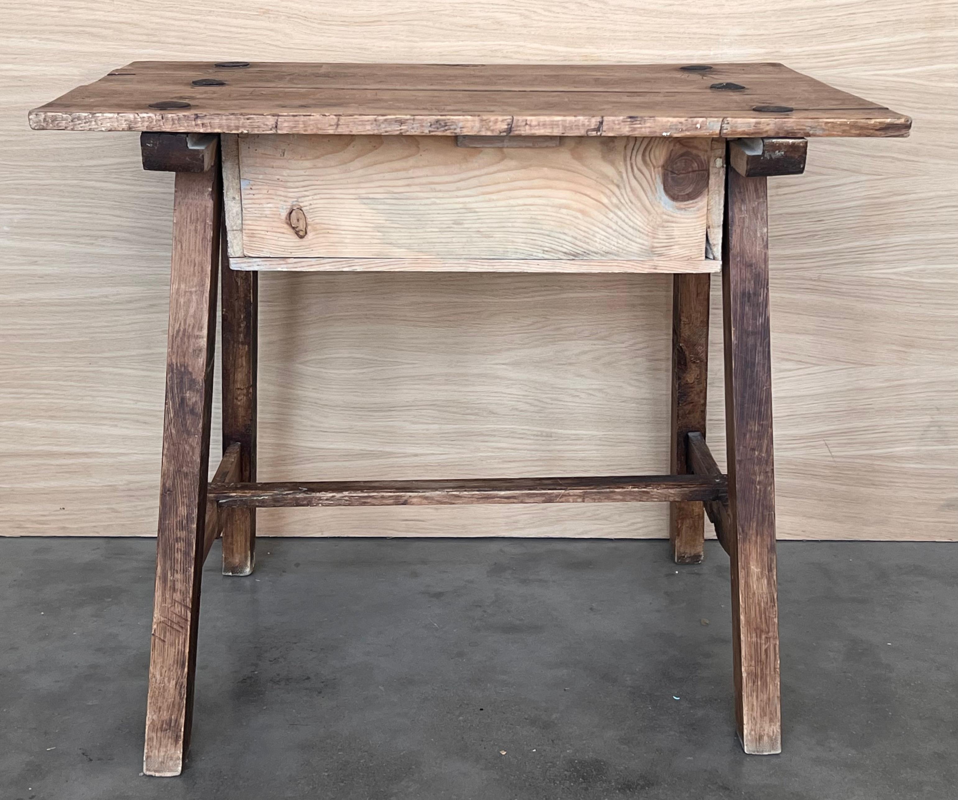 Table de travail française du début du 20e siècle avec un tiroir, années 1920 en vente 1