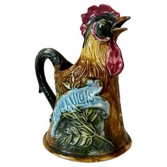 Brocca a forma di gallo della manifattura francese di Onnaing dell'inizio del XX secolo