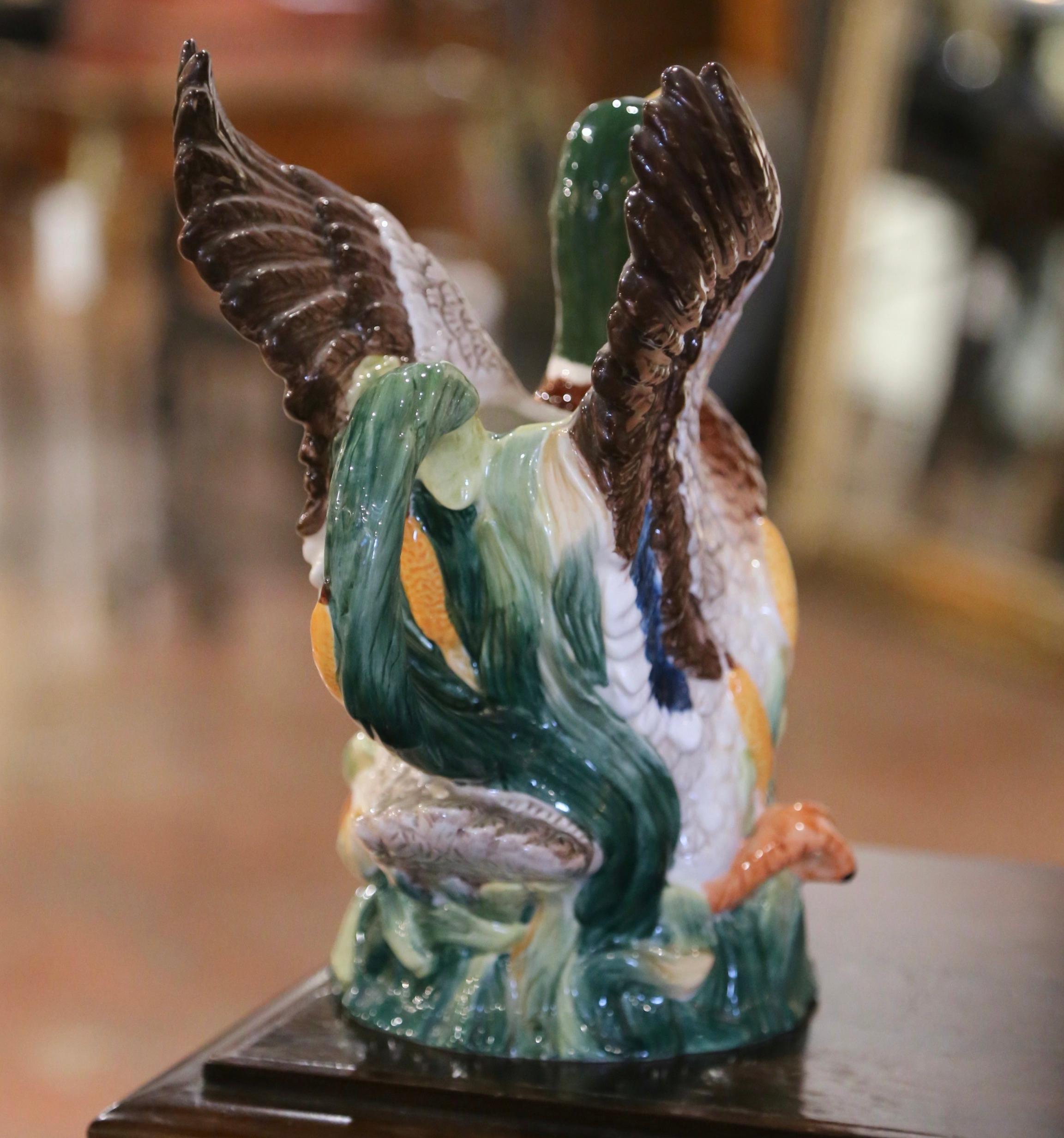 Ceramica Brocca di anatra in ceramica dipinta a Barbotine dei primi del '900 in vendita