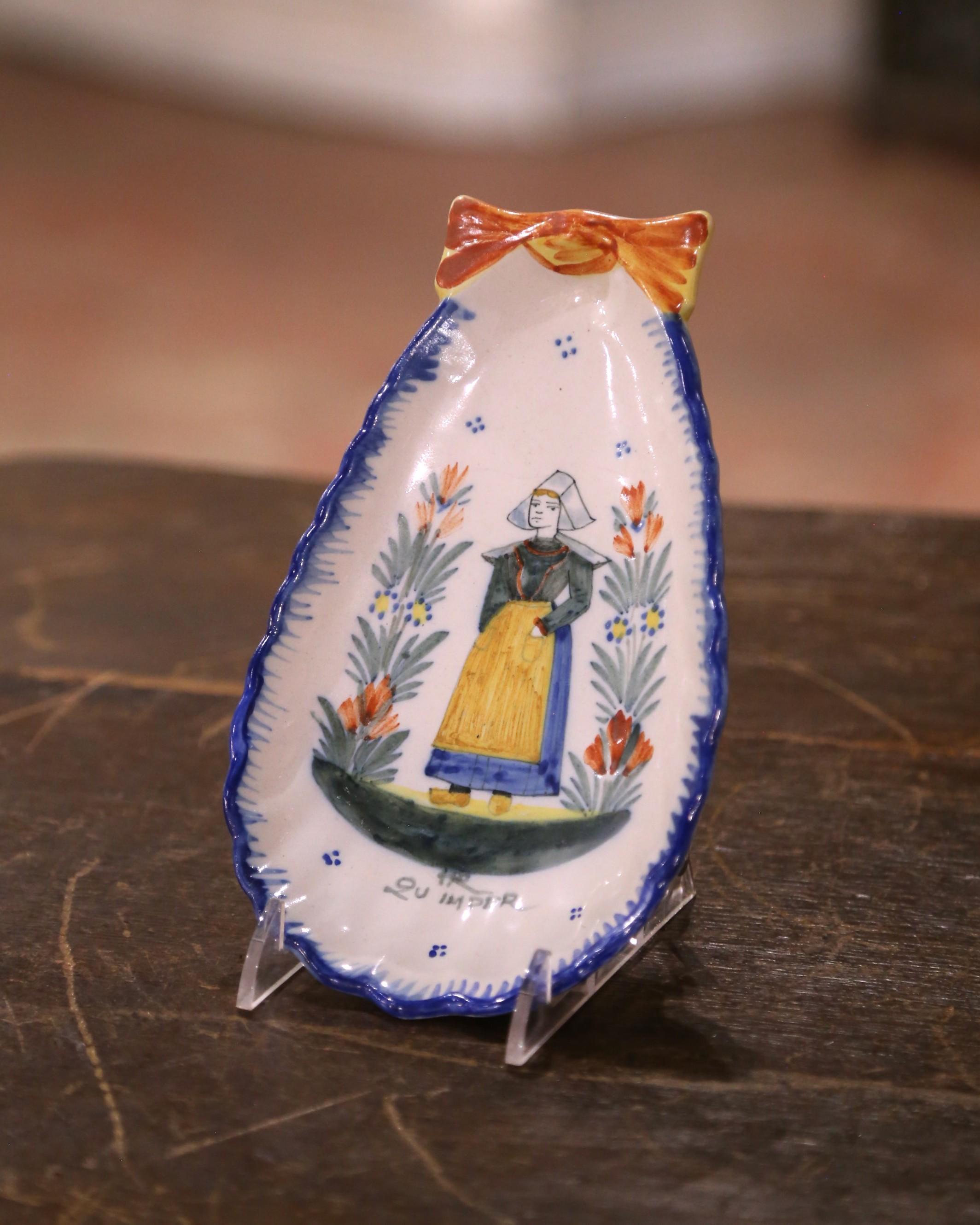 Juego de 4 Platos de loza pintada Henriot Quimper, franceses de principios del siglo XX en Excelente estado para la venta en Dallas, TX