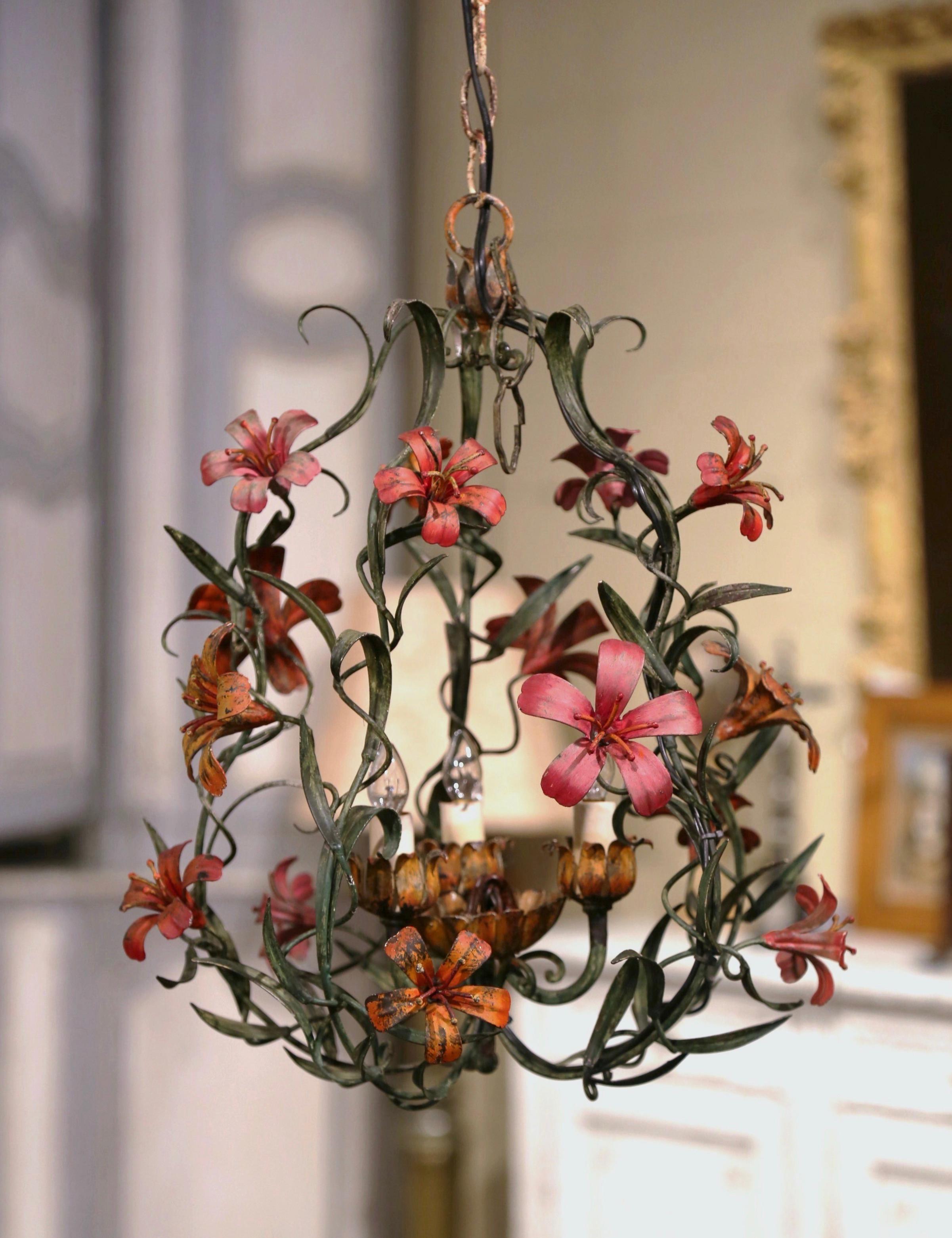 Early 20th Century French Painted Iron and Tole Chandelier with Pink Flowers 2