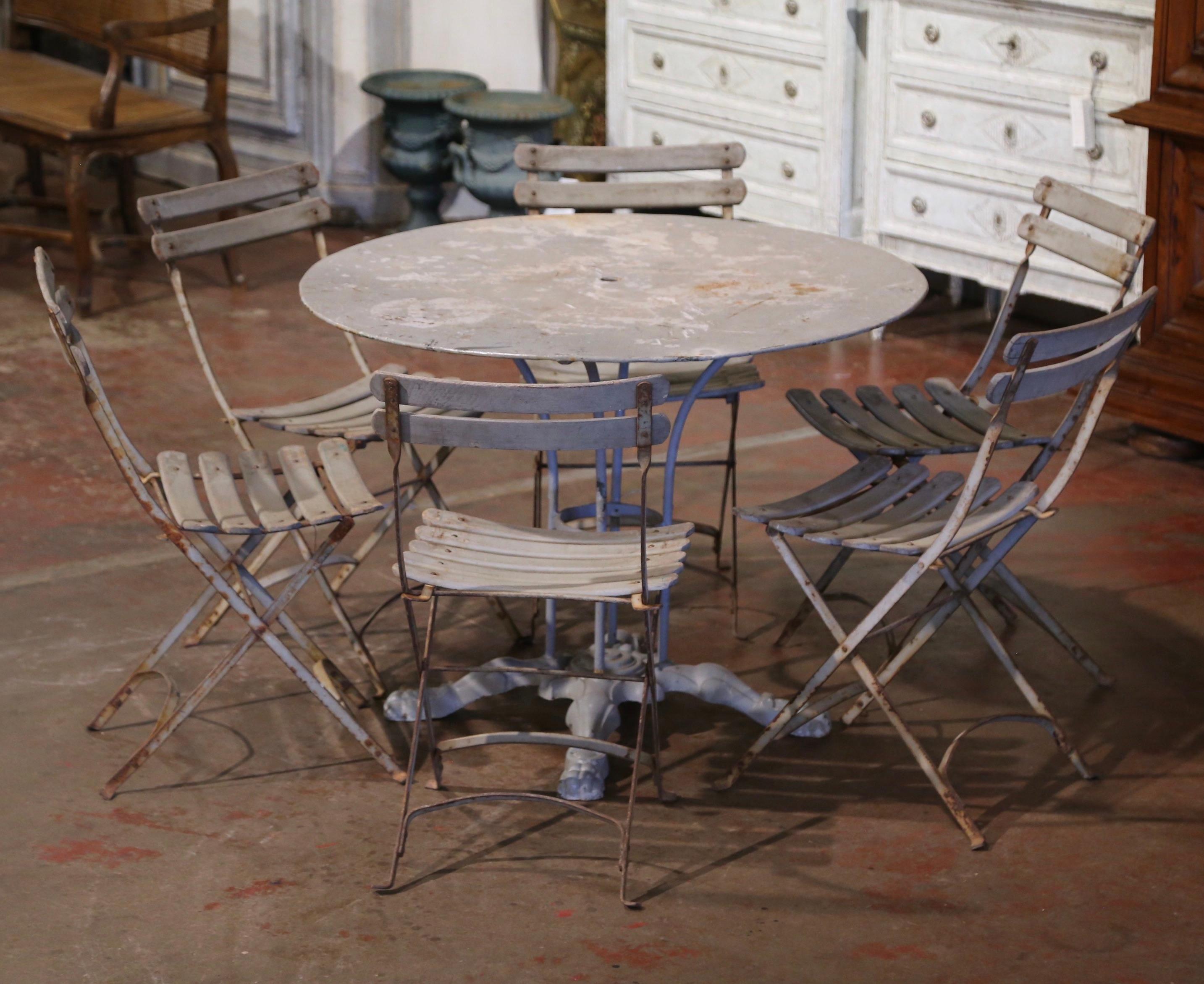 Hand-Crafted Early 20th Century French Painted Iron Outdoor Garden Table and Set of 6 Chairs