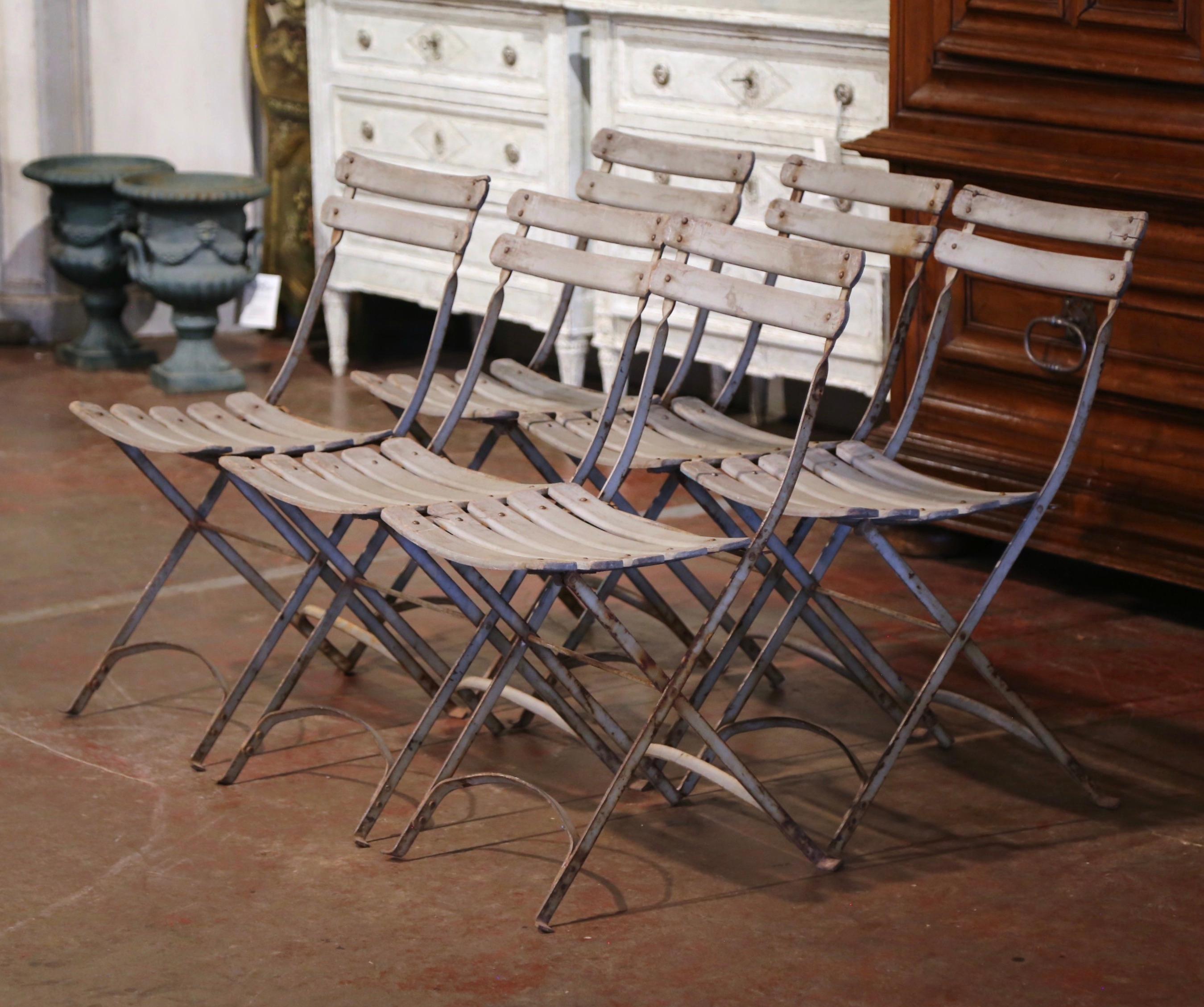 Early 20th Century French Painted Iron Outdoor Garden Table and Set of 6 Chairs In Excellent Condition In Dallas, TX