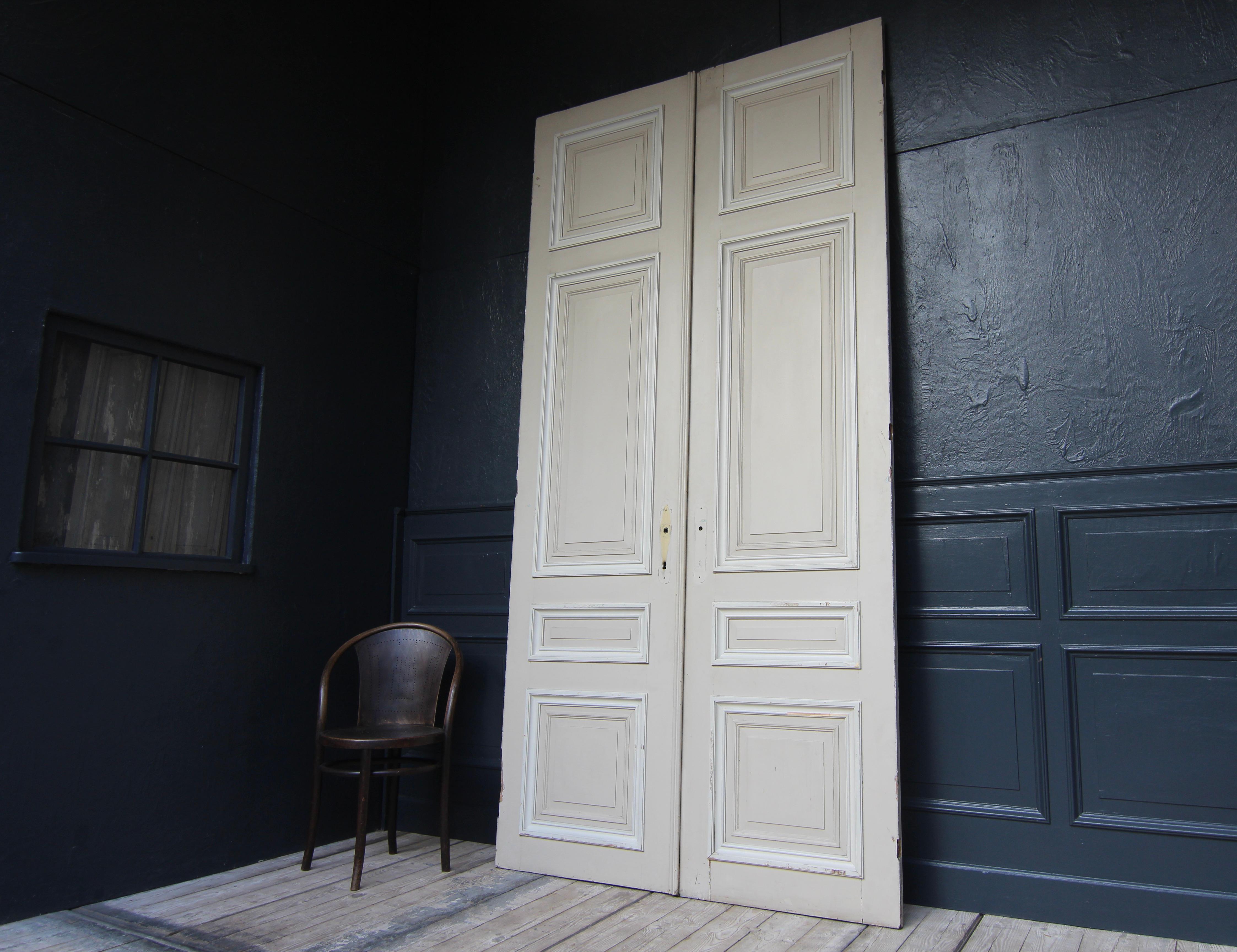 Early 20th Century French Painted Oak Double Door For Sale 9