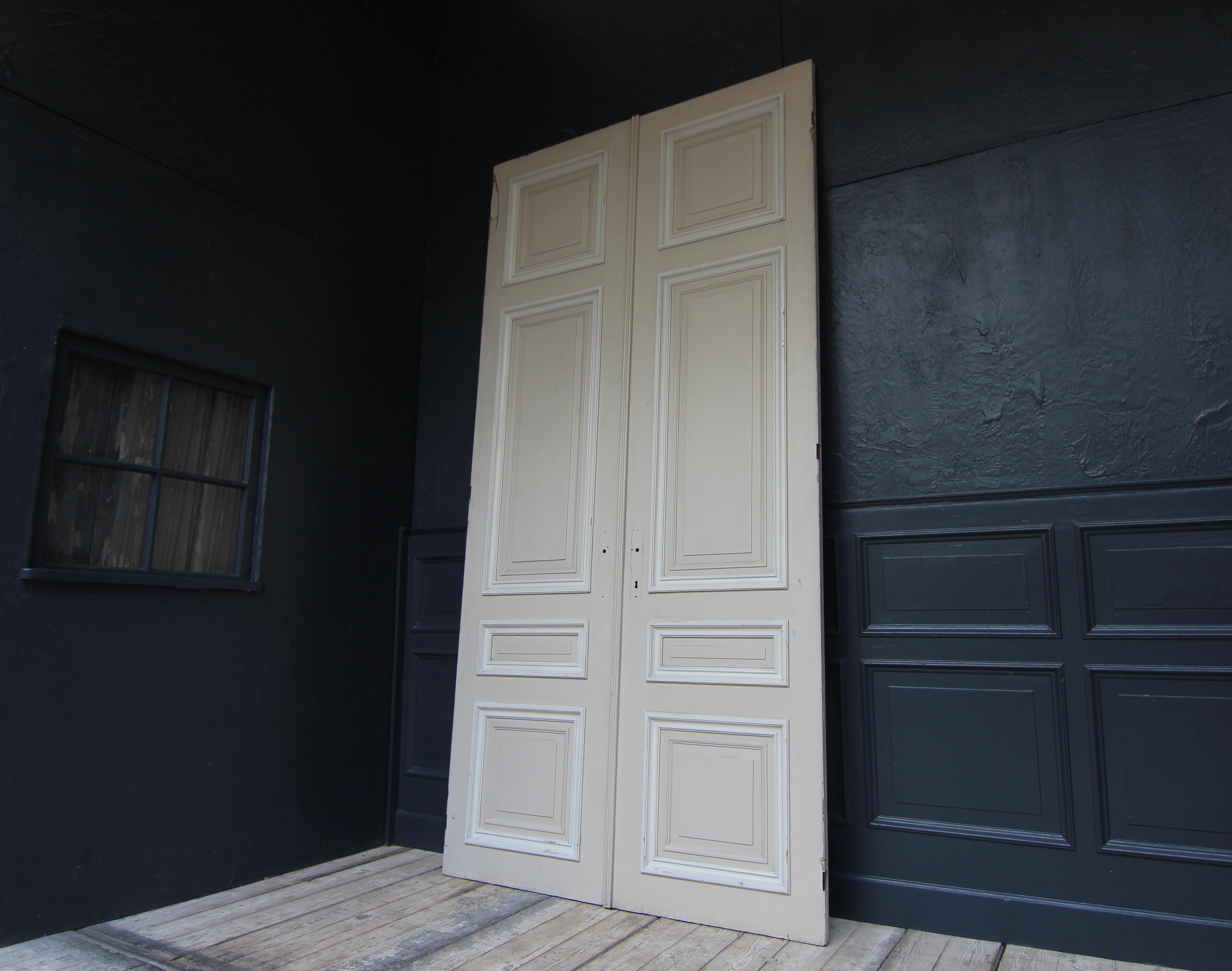 Early 20th Century French Painted Oak Double Door For Sale 9