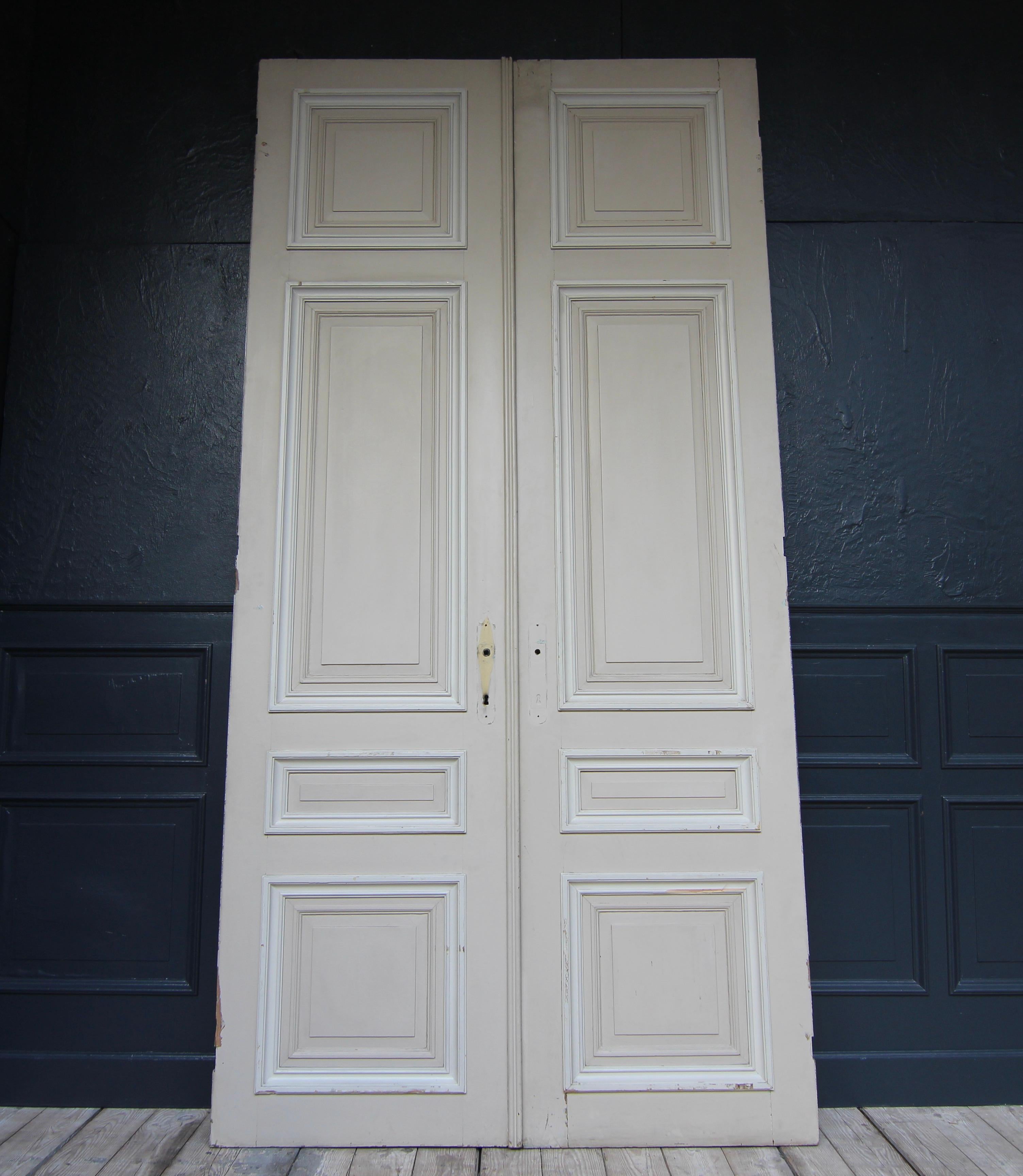 Early 20th Century French Painted Oak Double Door For Sale 10