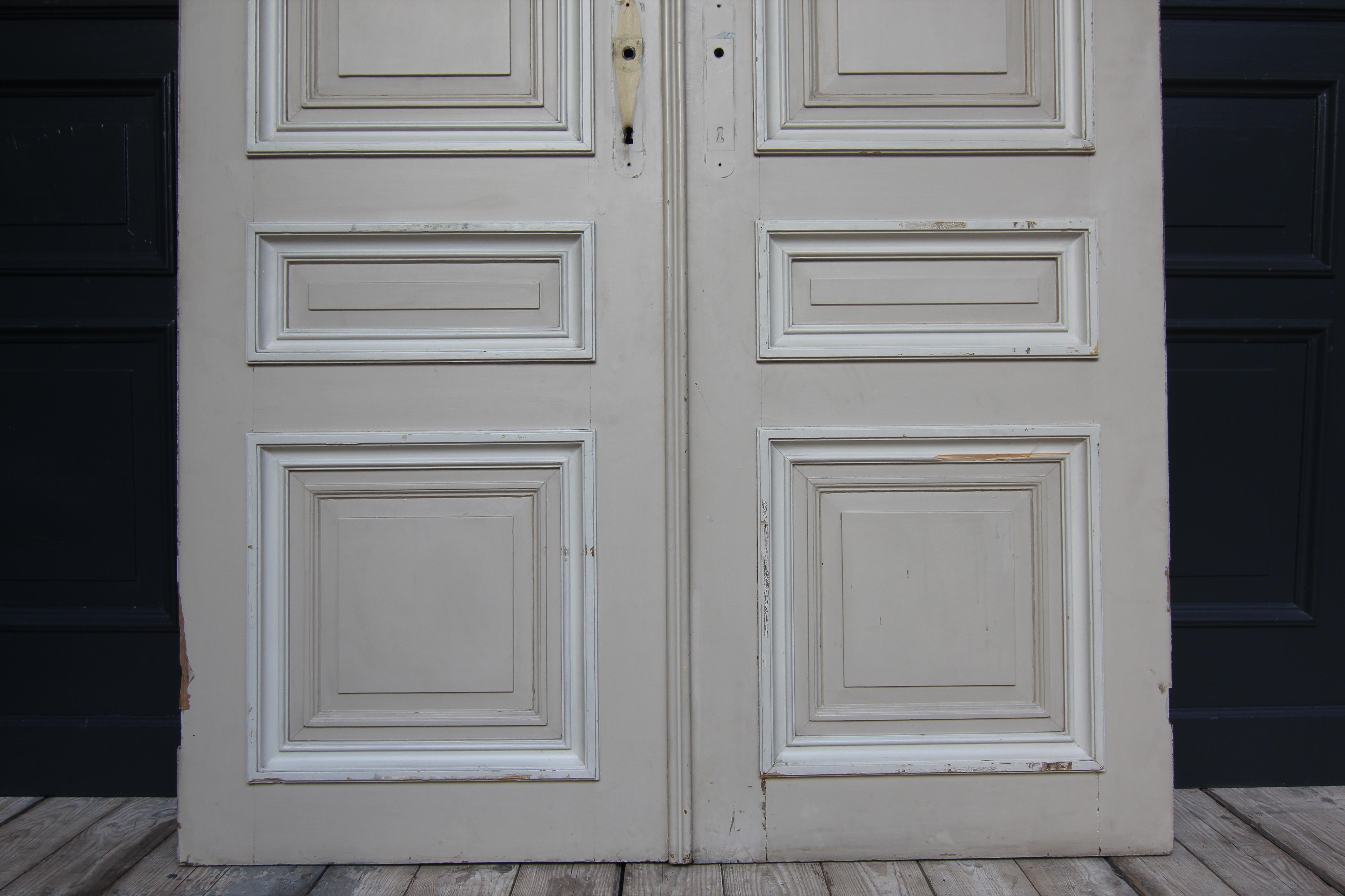 Early 20th Century French Painted Oak Double Door For Sale 11