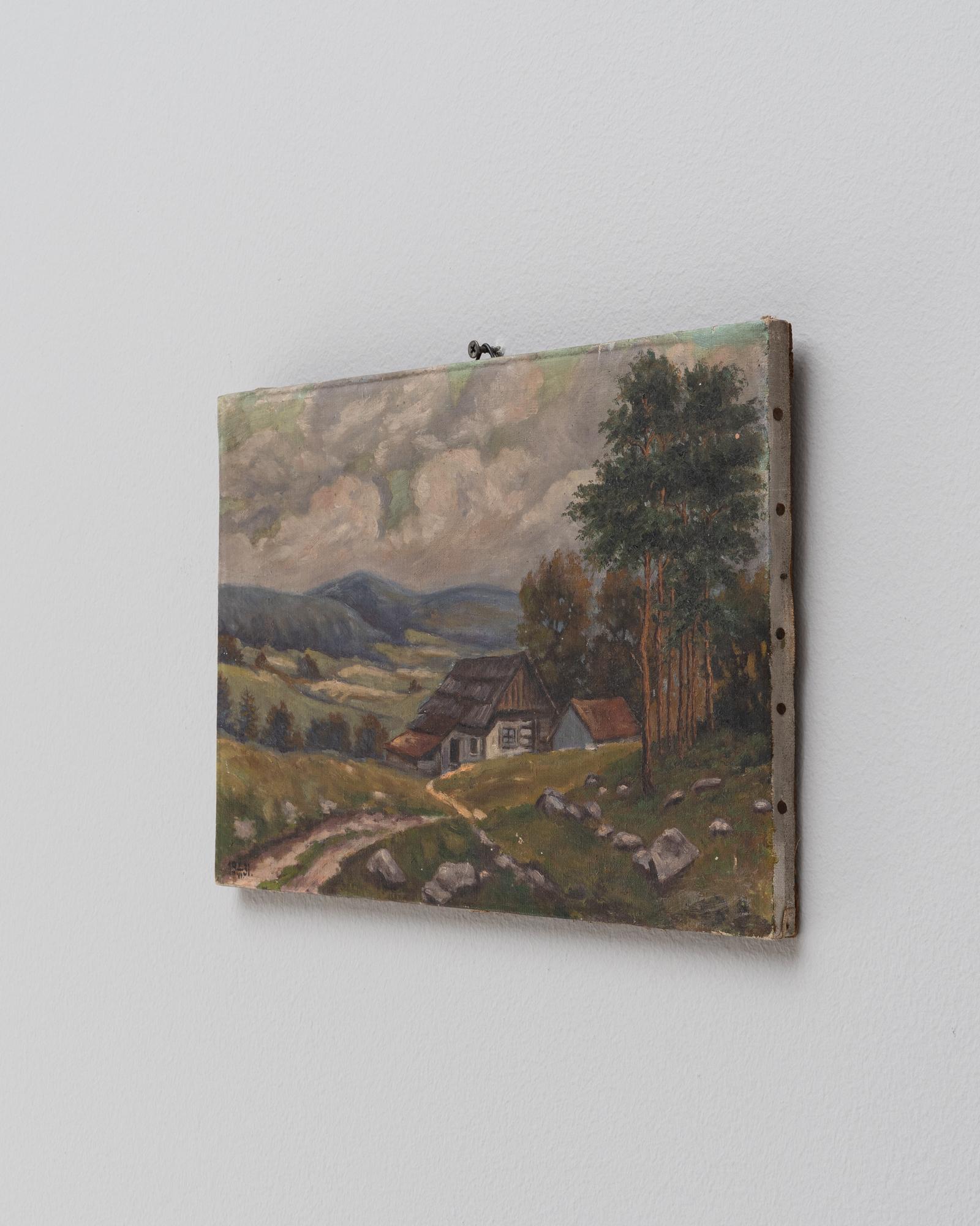 Dieses französische Gemälde aus dem frühen 20. Jahrhundert zeigt eine ruhige Landschaftsszene, die von der nuancierten Schönheit des ländlichen Frankreichs geprägt ist. Das Gemälde fängt eine ruhige Landschaft ein, in der sich rustikale Häuser an