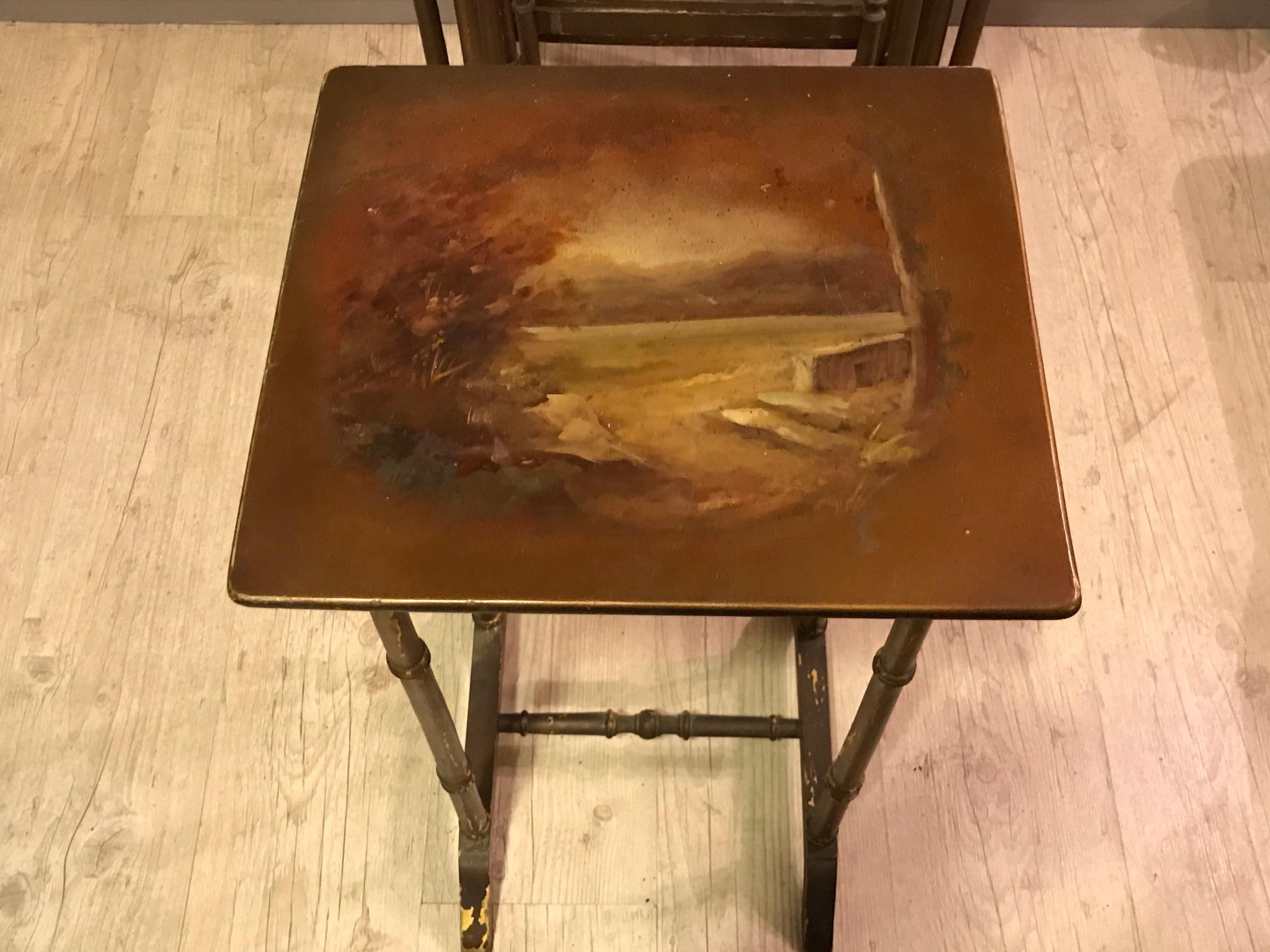 Tables gigognes françaises peintes du début du XXe siècle, années 1900 4