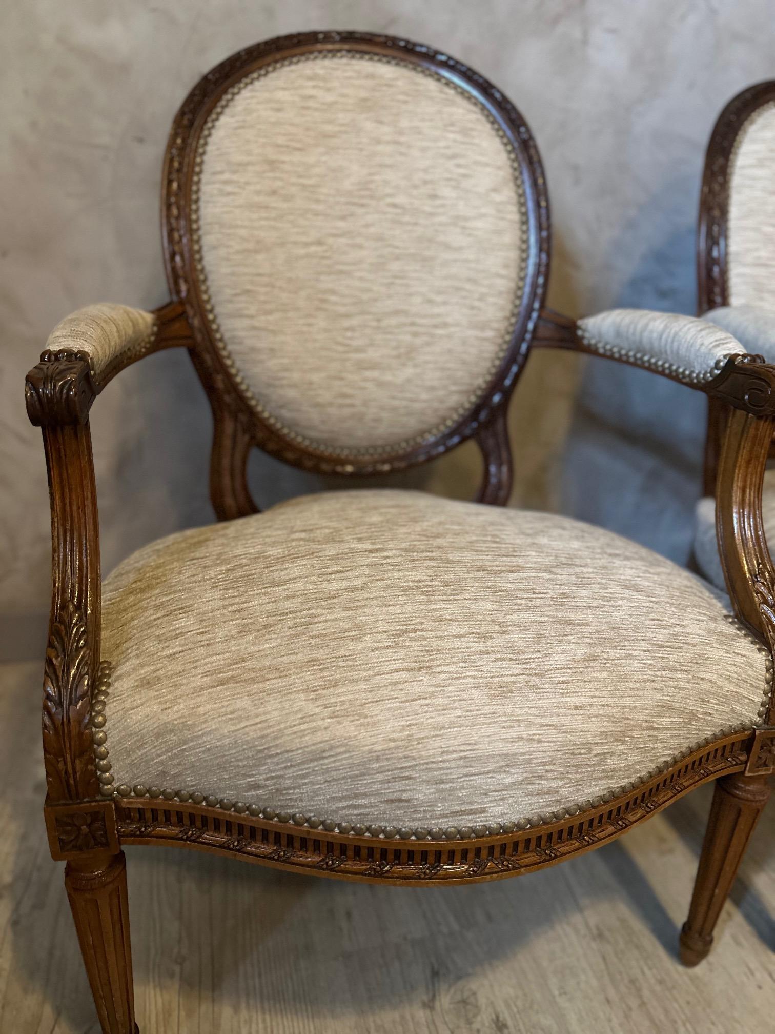 Early 20th century French Pair of Louis XVI Style Armchair, 1900s For Sale 4