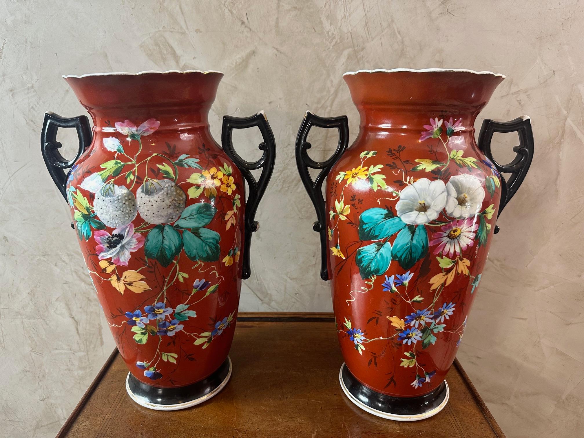 Early 20th century French Pair of Porcelain Vases, 1900s In Good Condition In LEGNY, FR