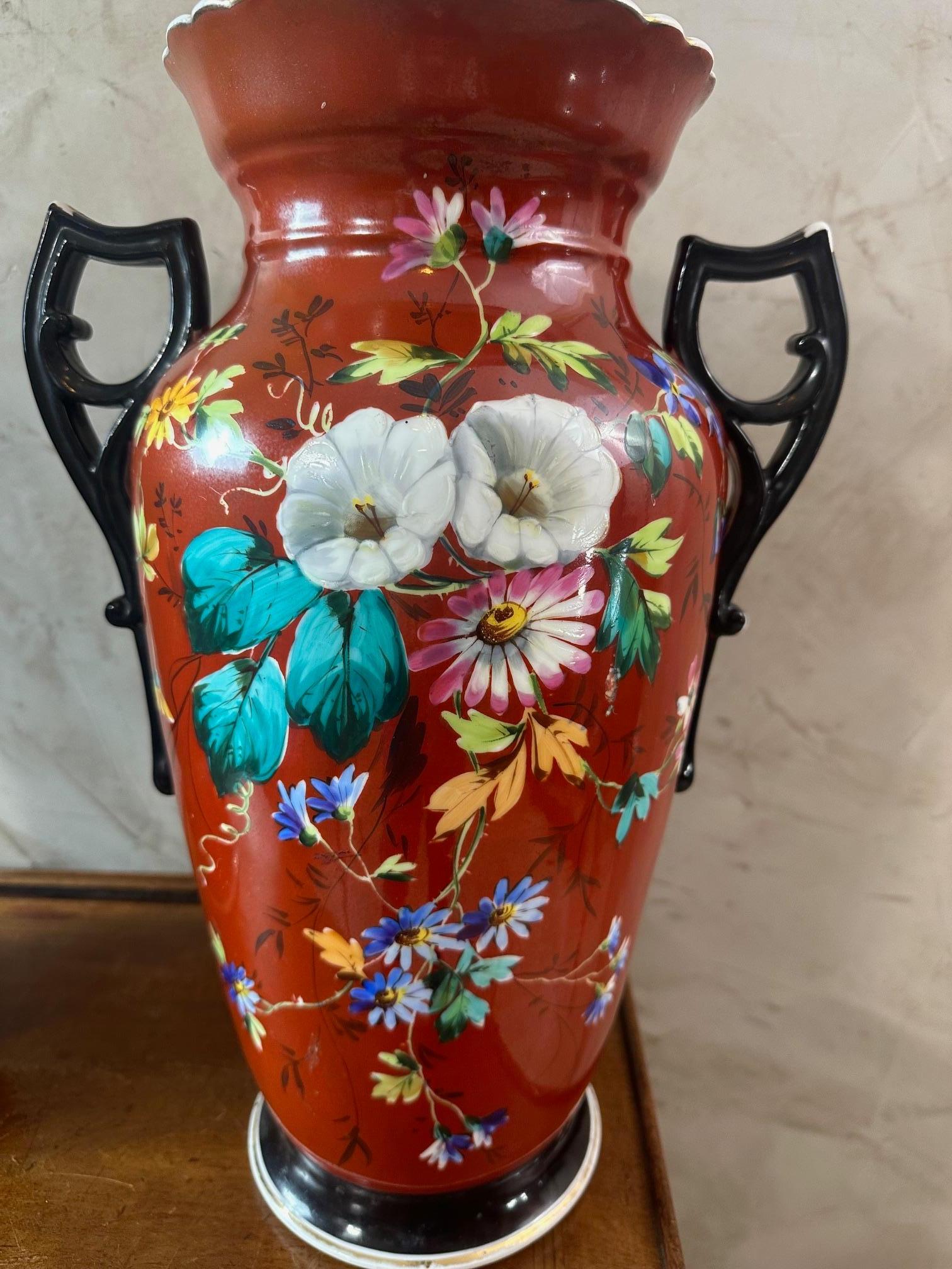 Early 20th century French Pair of Porcelain Vases, 1900s 5