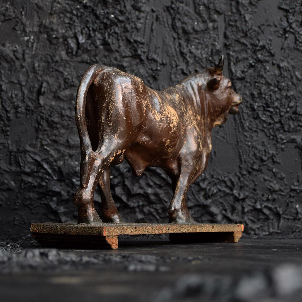 Early 20th Century French Papier Mâché Prize Fighting Bull Figure 1