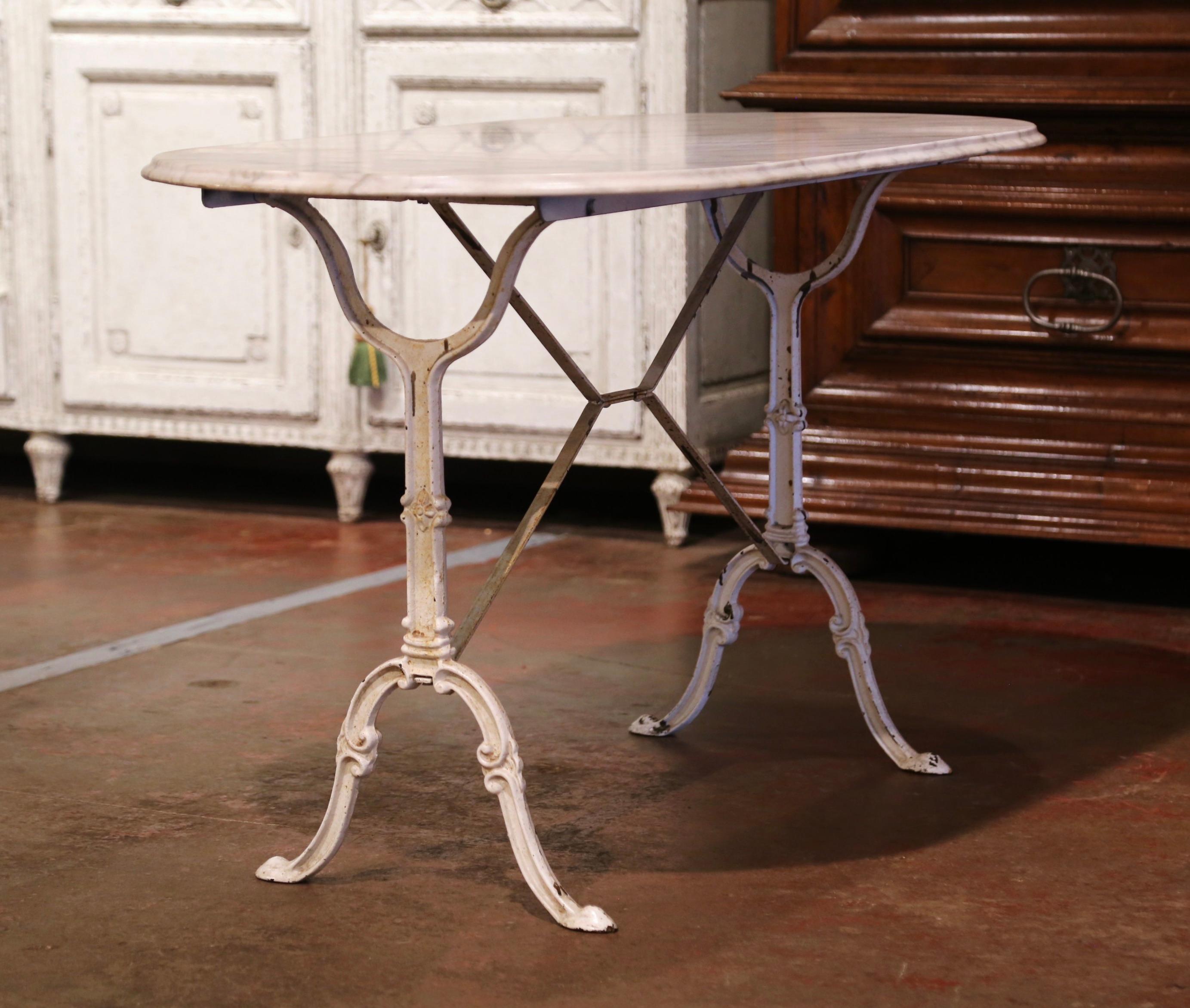 Early 20th Century French Parisian Iron and Oval Marble Bistrot or Pastry Table  1