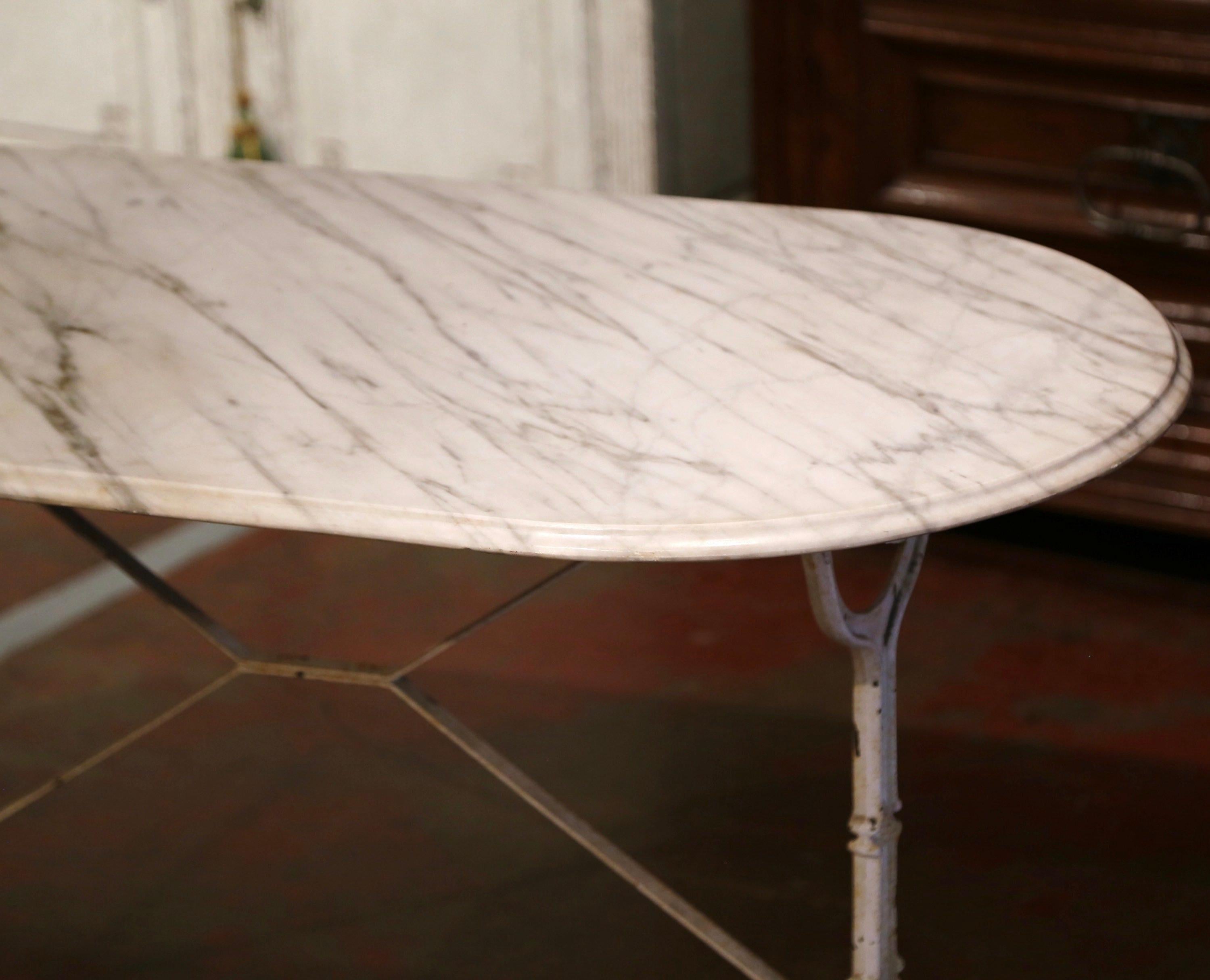 Early 20th Century French Parisian Iron and Oval Marble Bistrot or Pastry Table  4