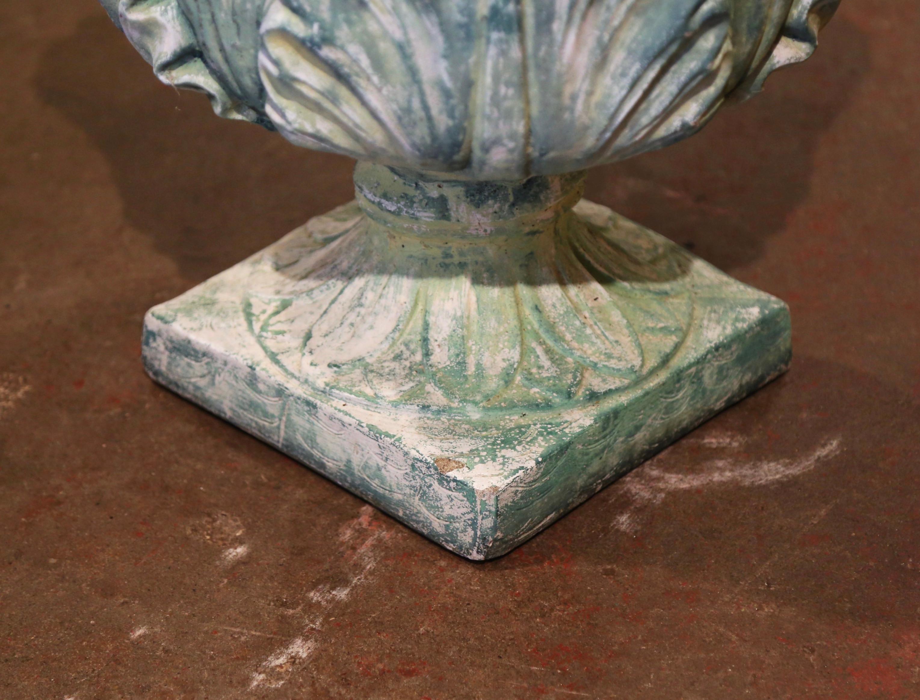 Early 20th Century French Patinated Concrete Acanthus Garden Flower Planter 1
