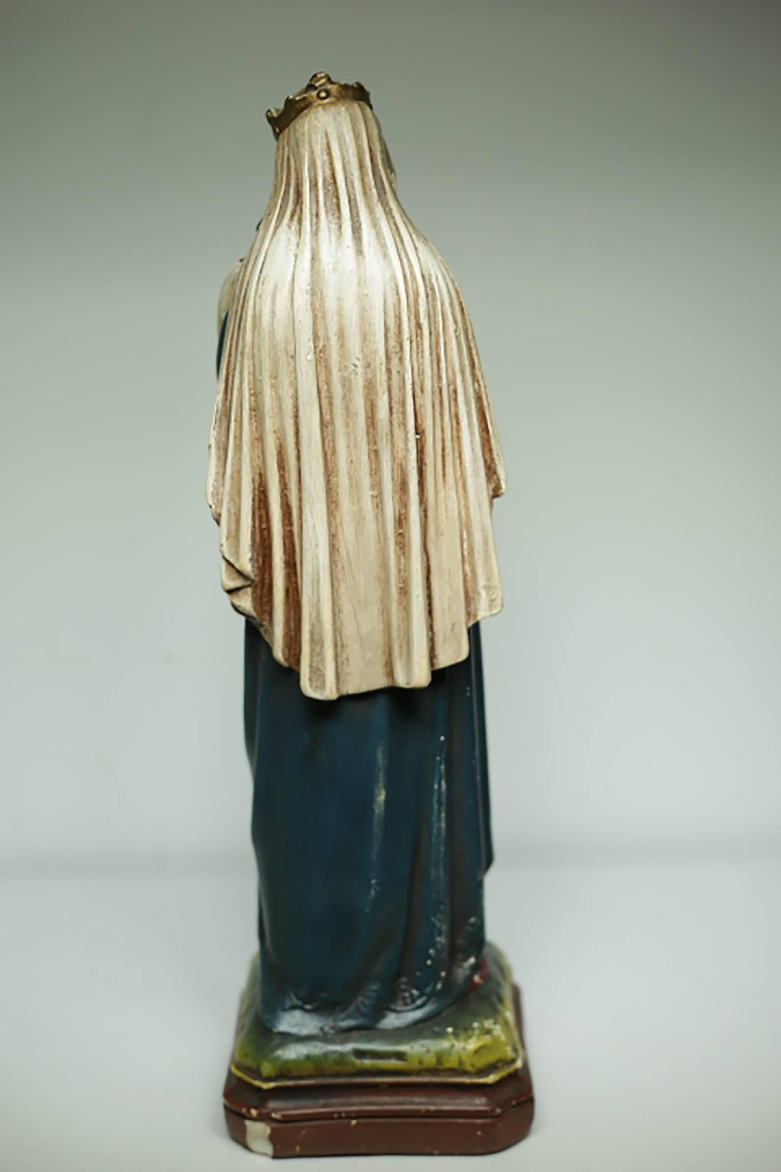 Early 20th century French Plaster Virgin Mary and Child, circa 1930s In Excellent Condition In San Francisco, CA