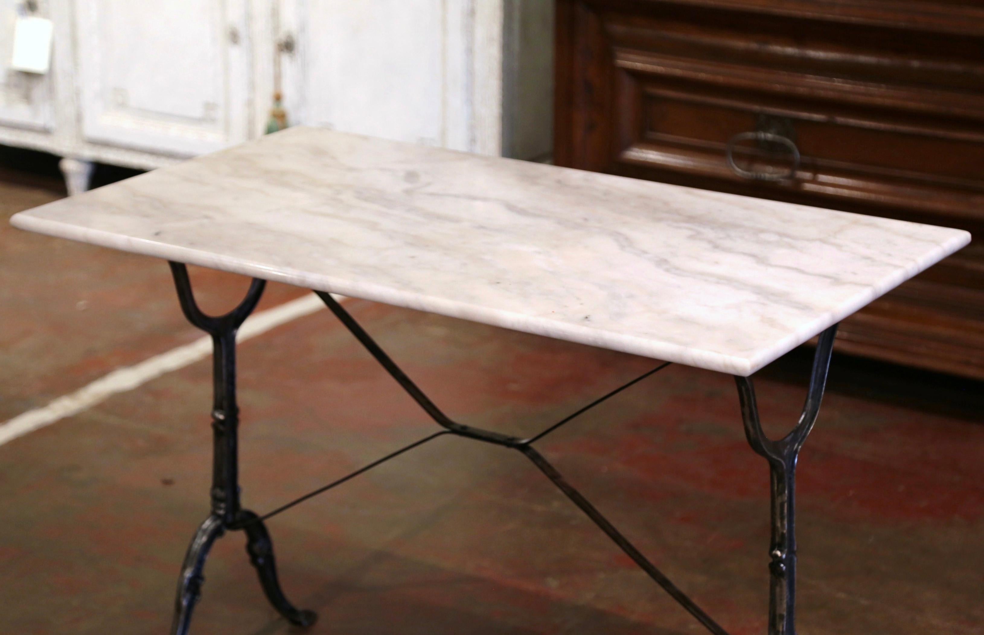 Early 20th Century French Polished Iron and Marble-Top Bistrot Table In Excellent Condition In Dallas, TX