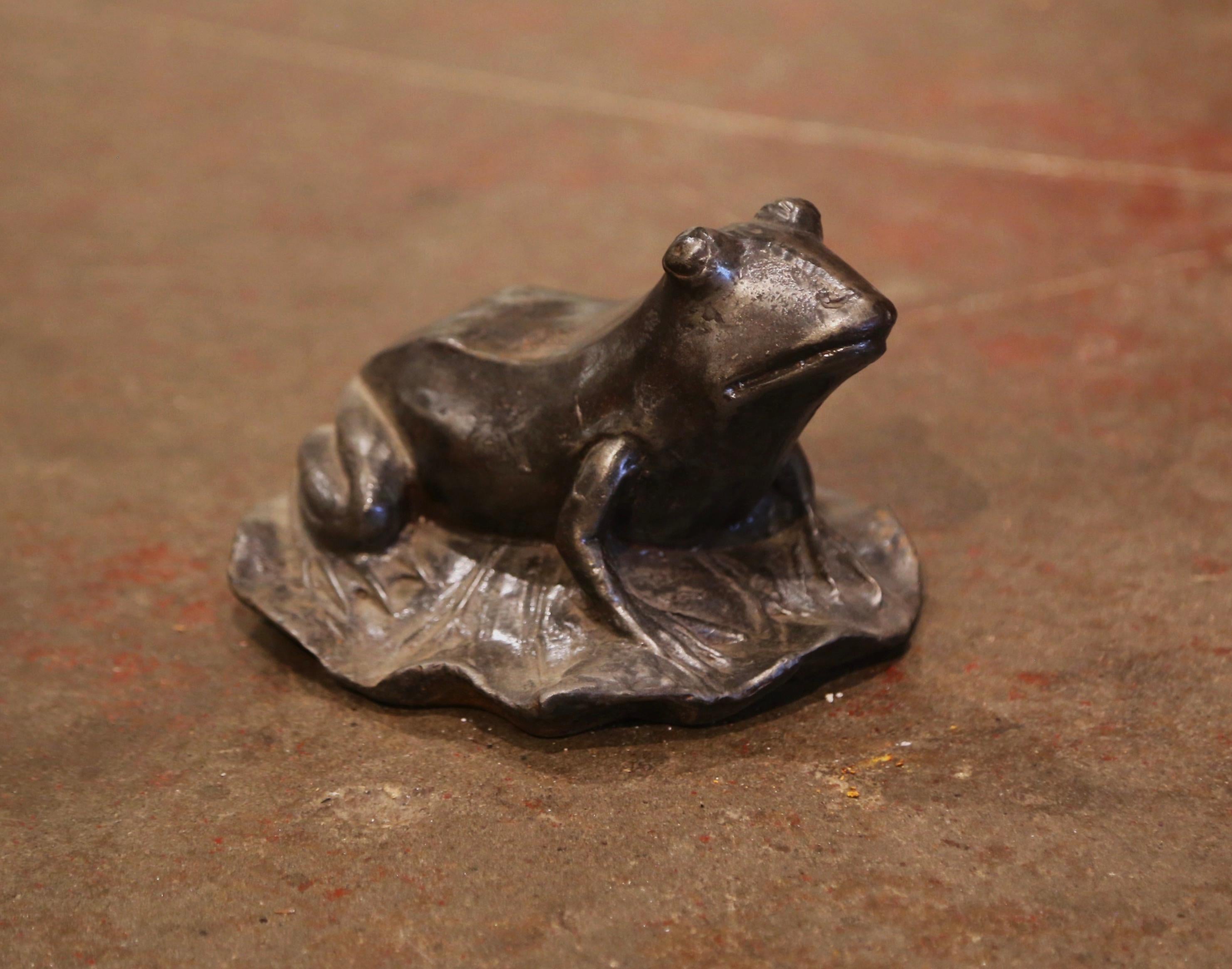 Early 20th Century French Polished Iron Frog Sculpture In Excellent Condition In Dallas, TX