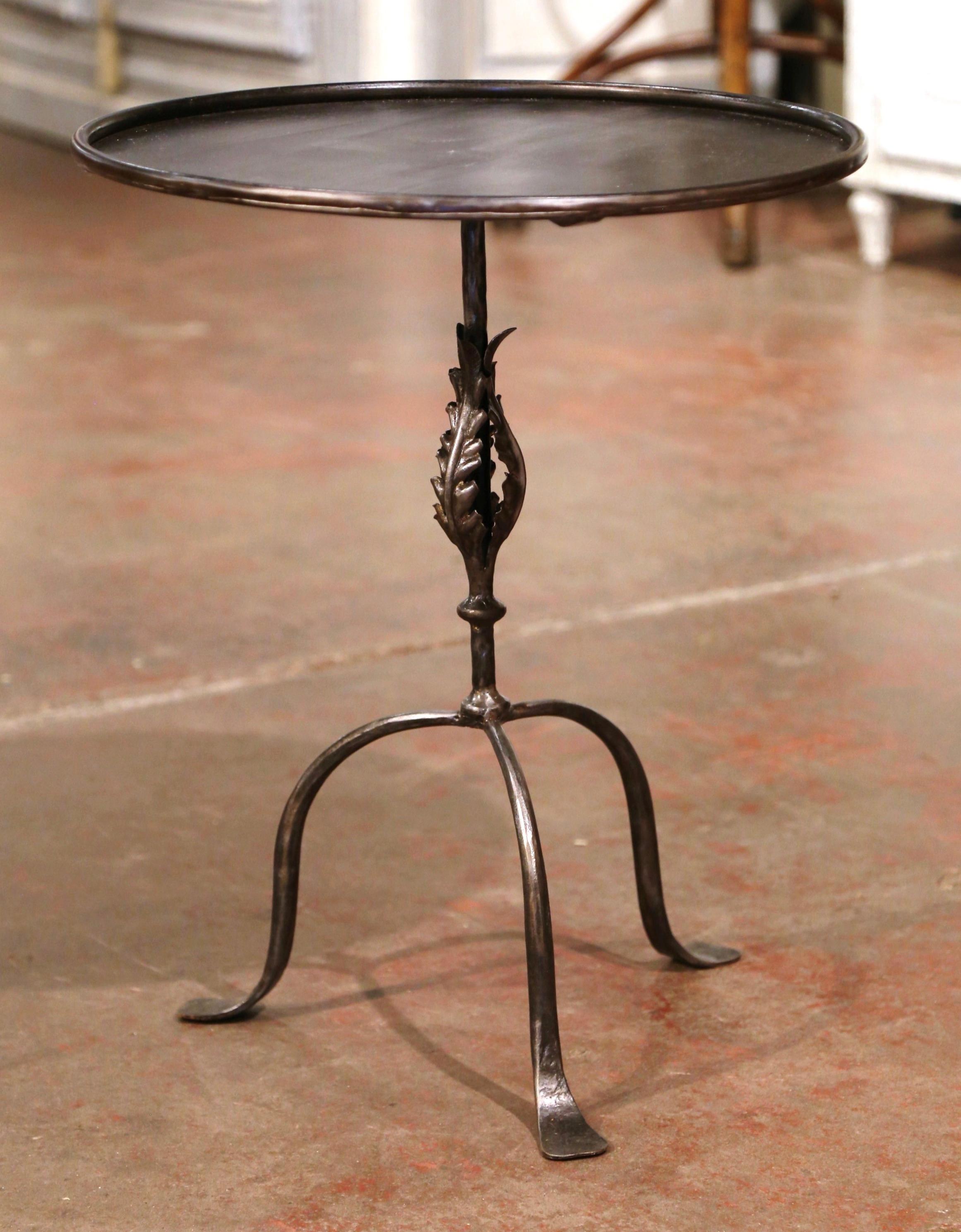 Early 20th Century French Polished Iron Pedestal Martini Side Table In Excellent Condition In Dallas, TX