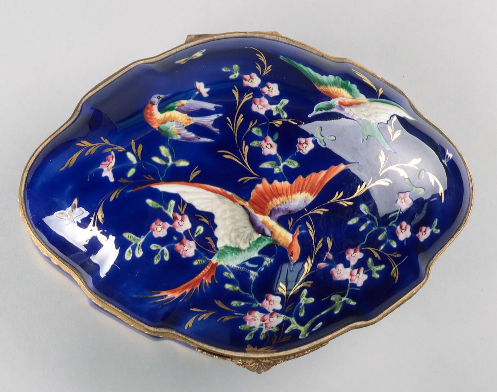 Hand-Painted Early 20th Century French Porcelain Lidded Chocolate Box for Marquise De Sevigne