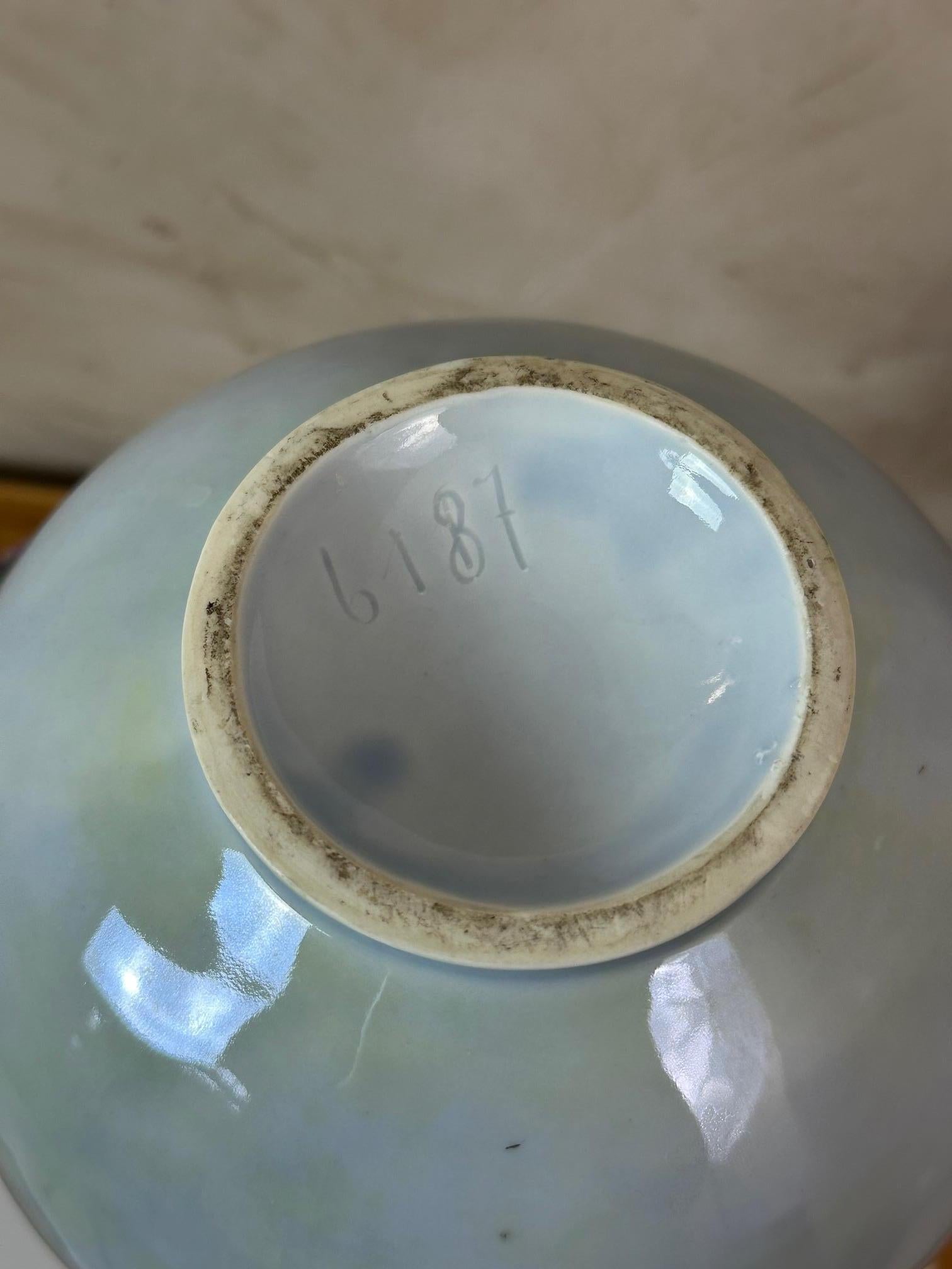 Vaso in porcellana francese dei primi del Novecento, 1900S in vendita 6