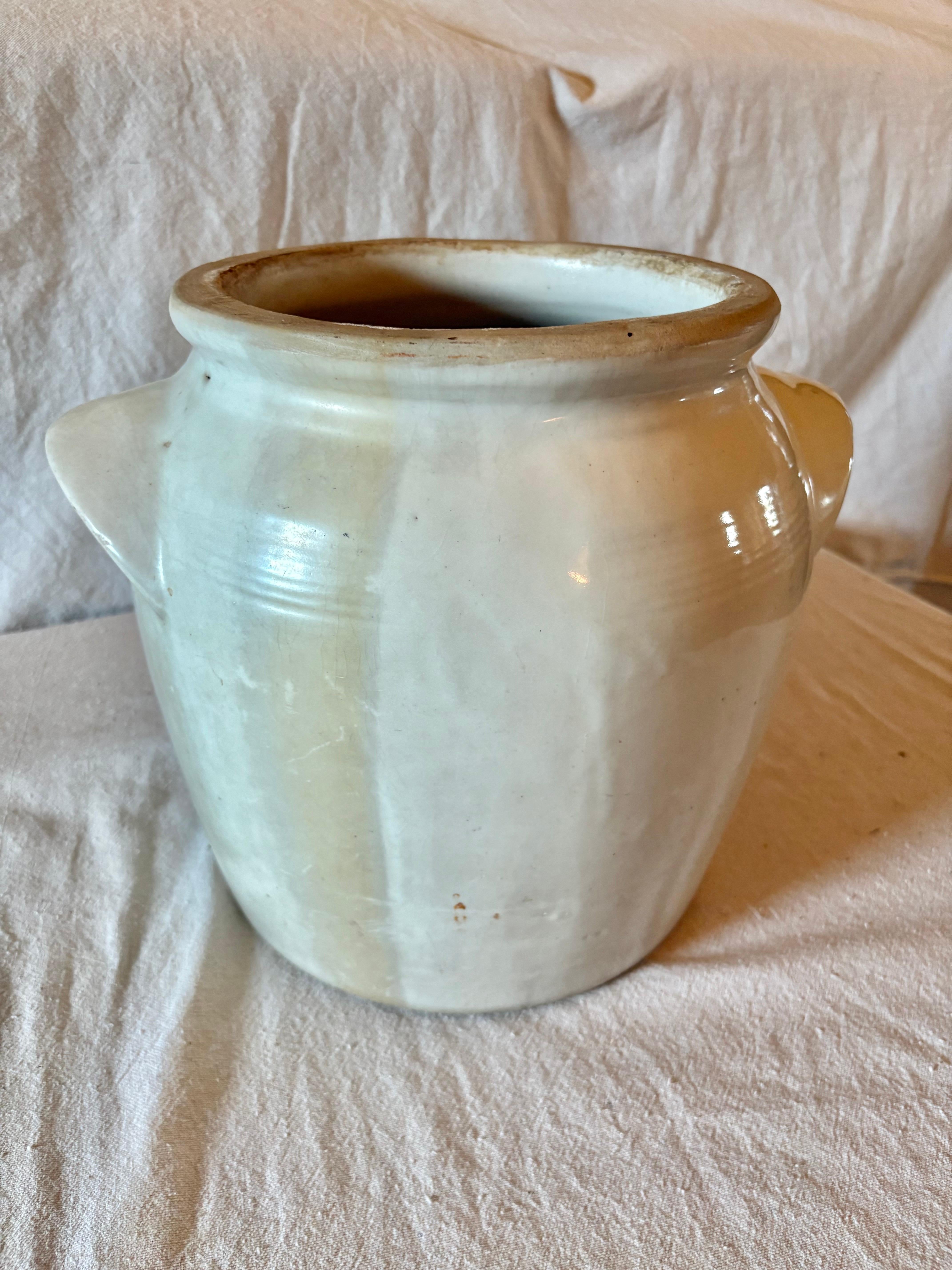 Early 20th Century French Pottery Confit Pot For Sale 5
