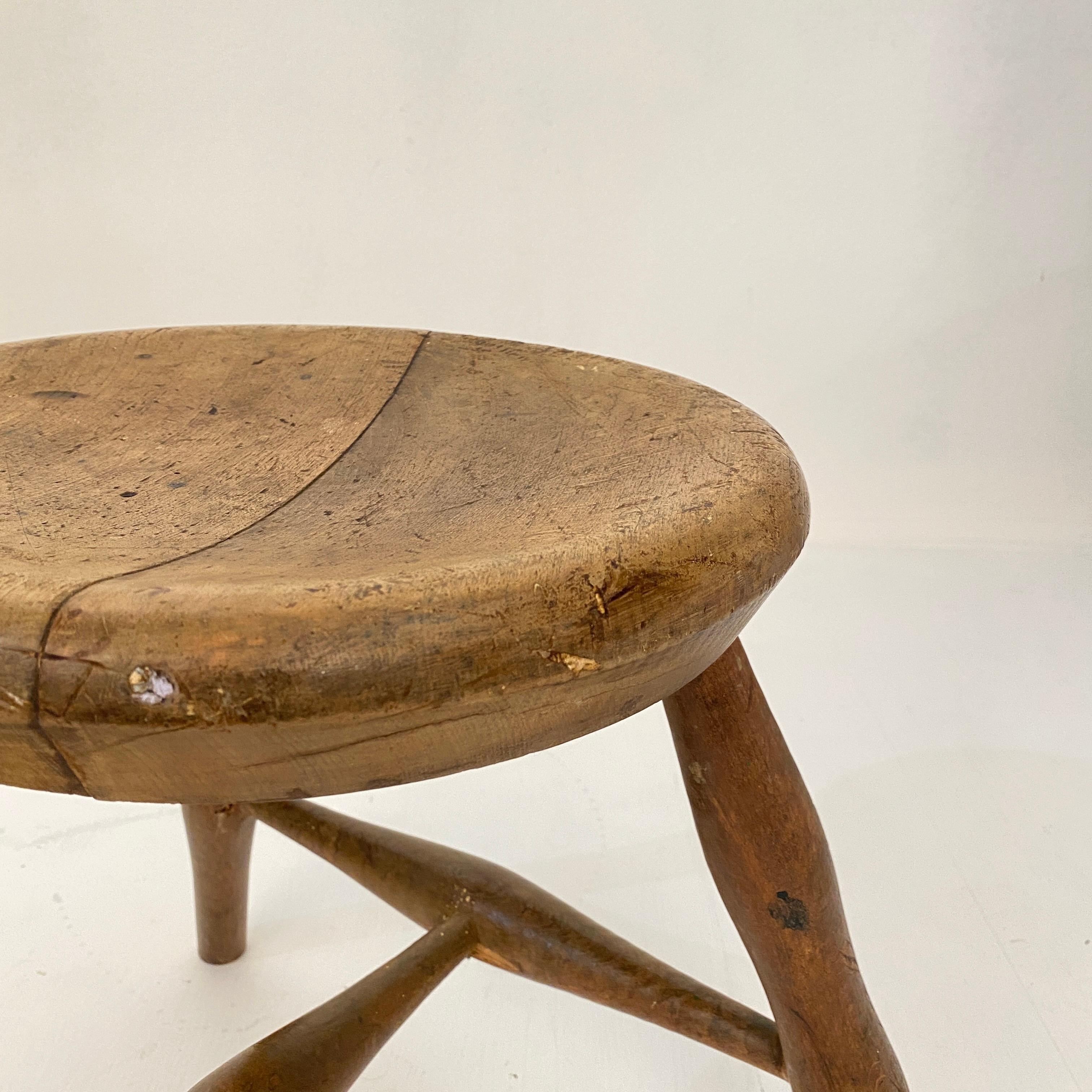 Early 20th Century French Country Wabi Sabi 3-Leg Milking Stool in Ash & Beech 6