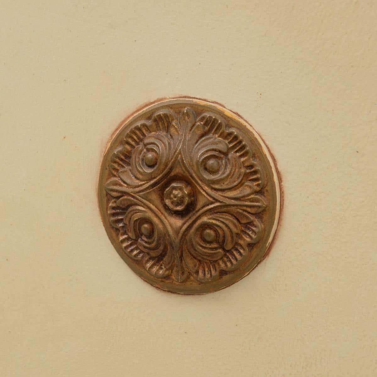 Vetrinetta angolare francese del primo Novecento in Wood In condizioni buone in vendita a Barcelona, ES