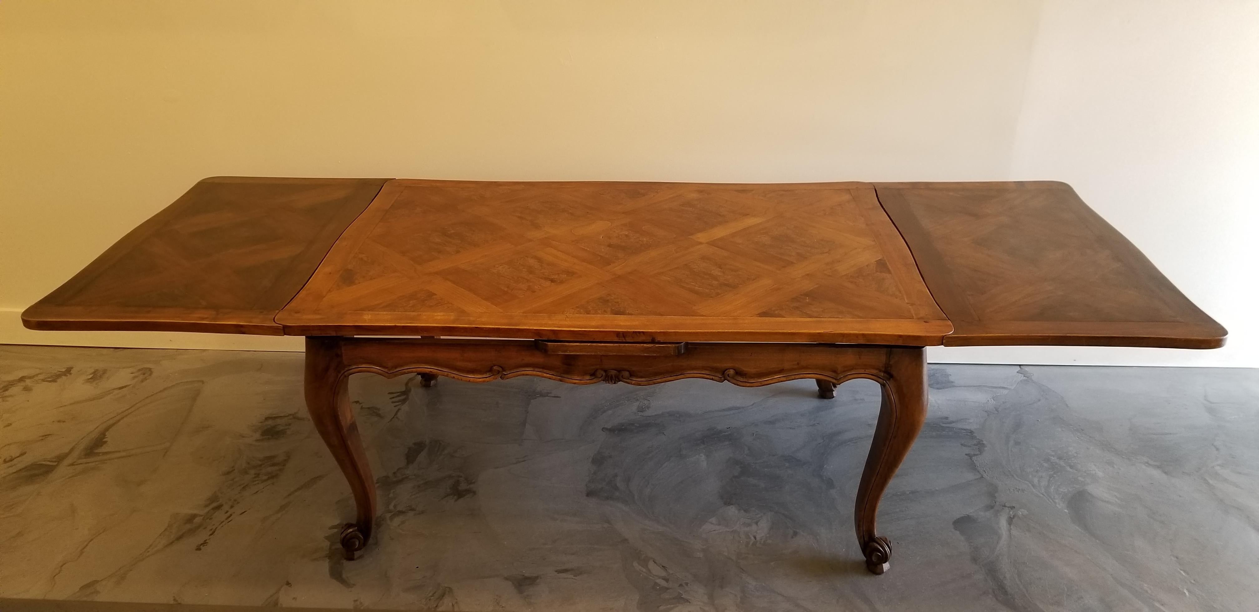 Fruitwood Early 20th Century French Provincial Draw-Leaf Dining Table For Sale