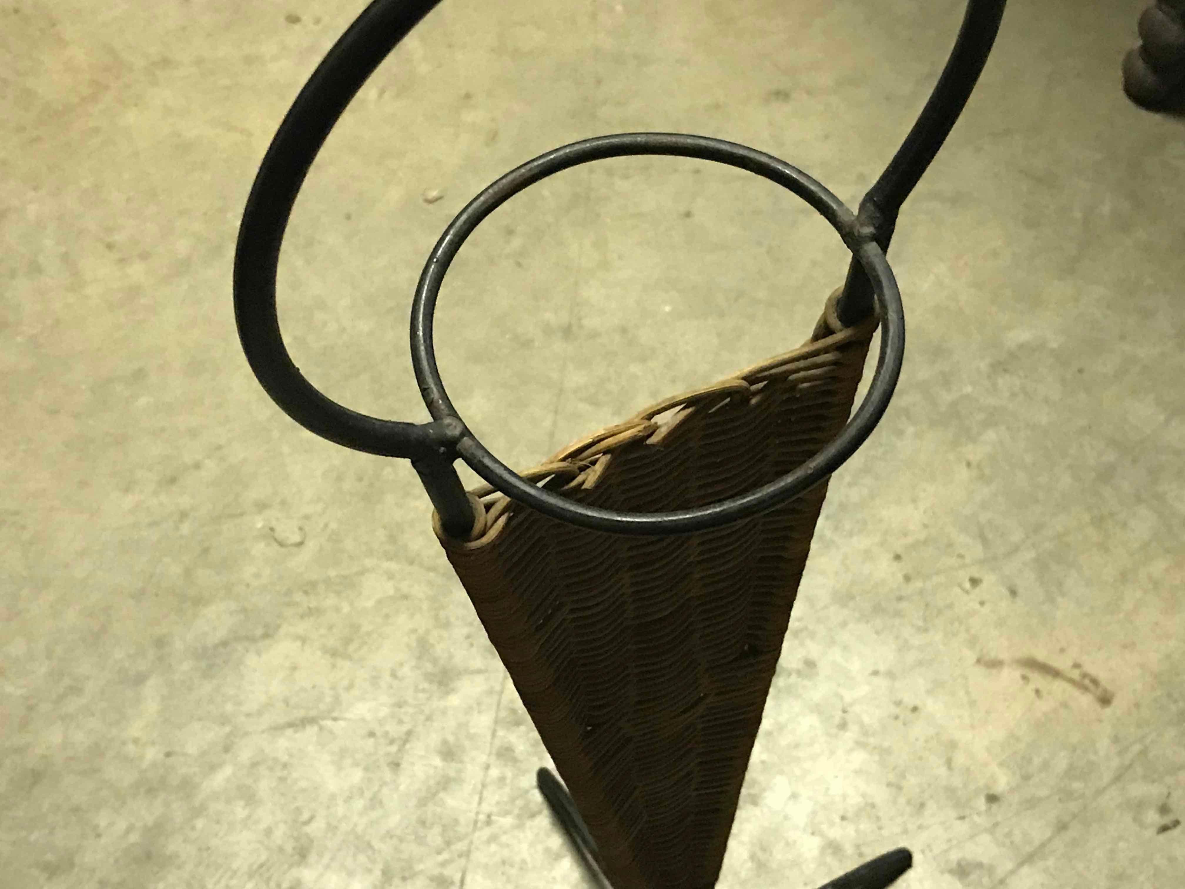 Early 20th Century French Rattan Umbrella Stand.  In Good Condition In Los Angeles, CA