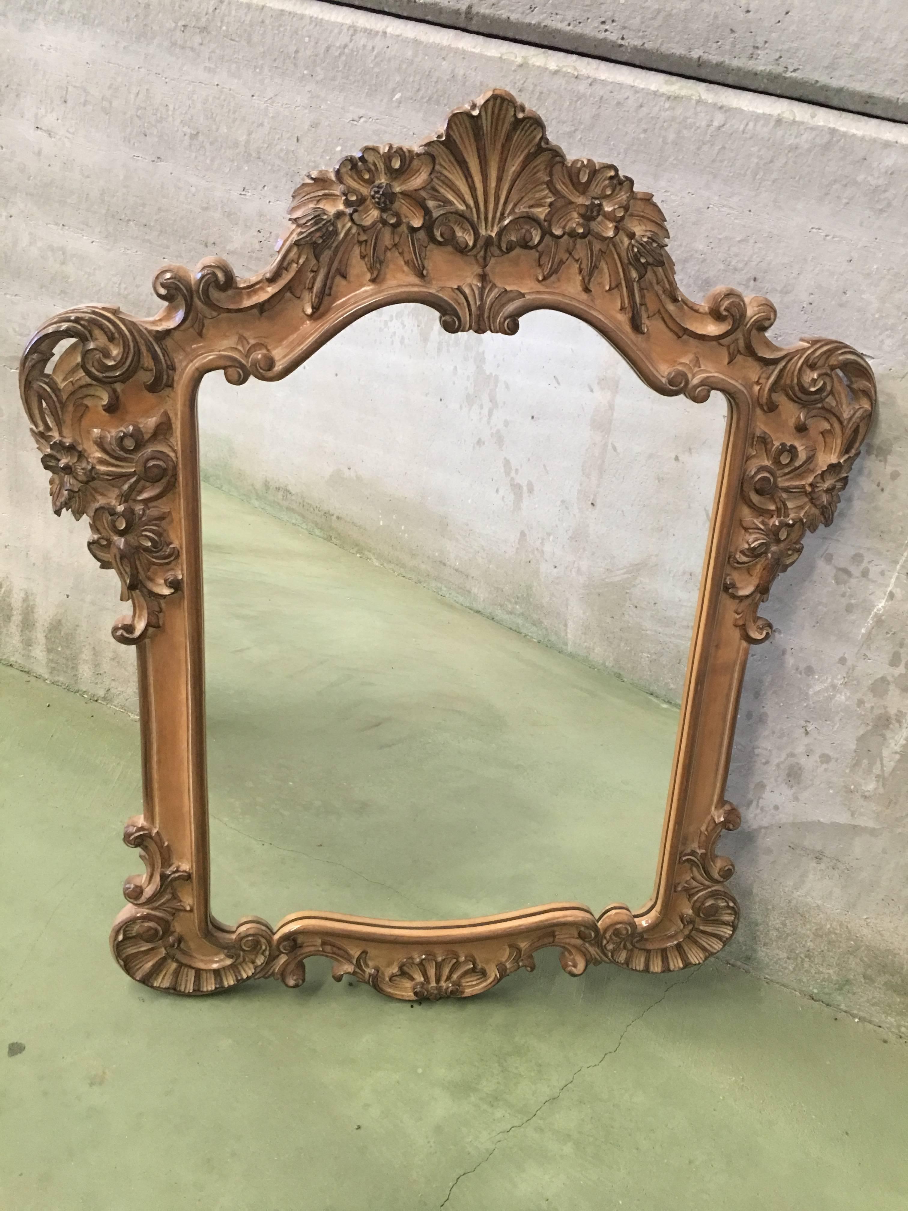 Early 20th Century French Regence Carved Mirror with Chest of Three Drawers In Good Condition For Sale In Miami, FL