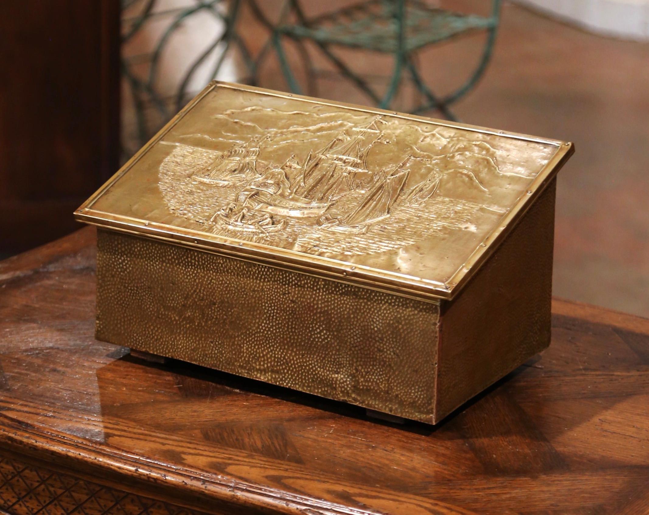 Patinated Early 20th Century French Repousse Brass and Wooden Box with Sailboats Decor For Sale
