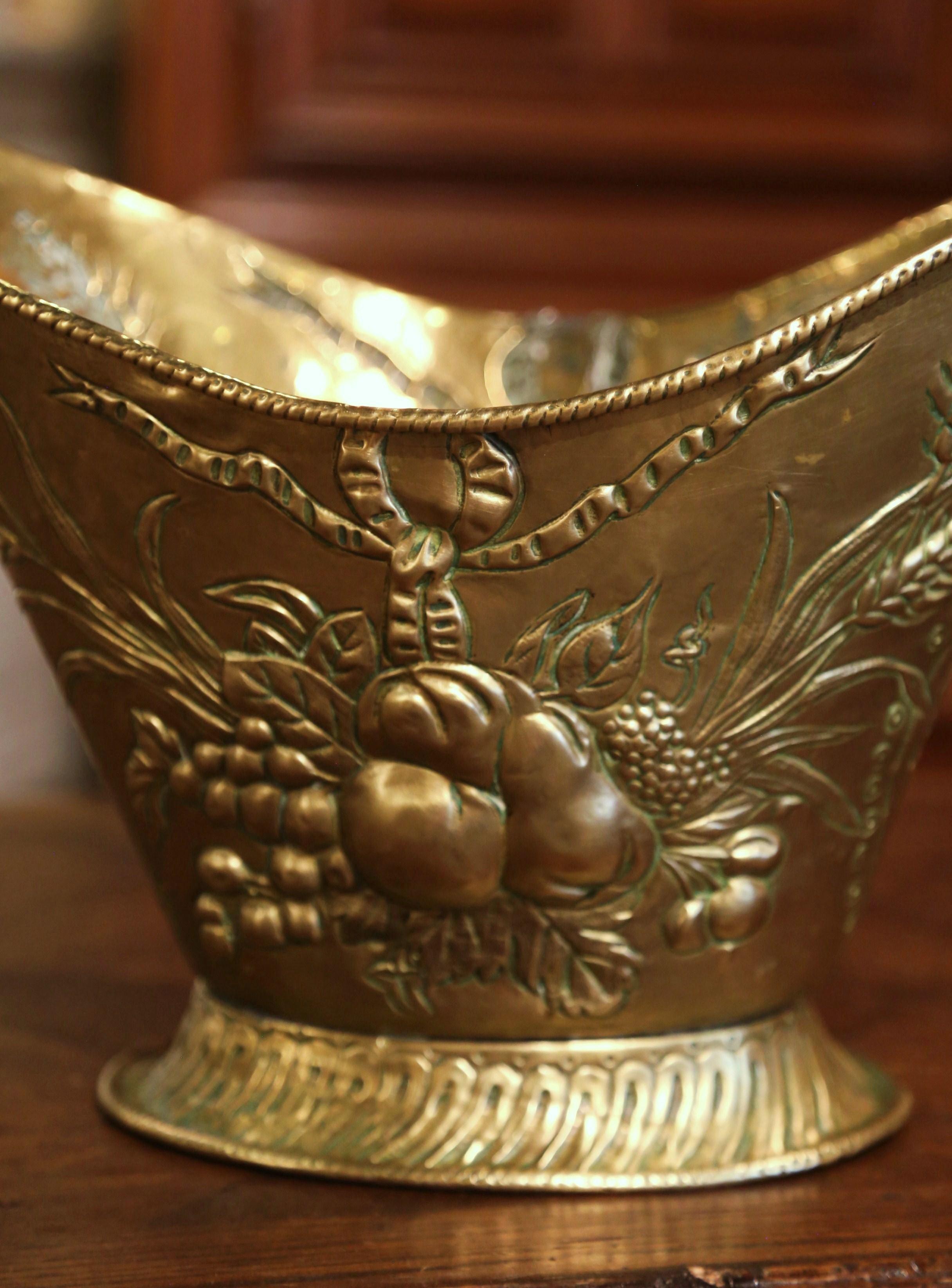 Early 20th Century French Repousse Brass Champagne Cooler with Fruit Decor In Excellent Condition In Dallas, TX