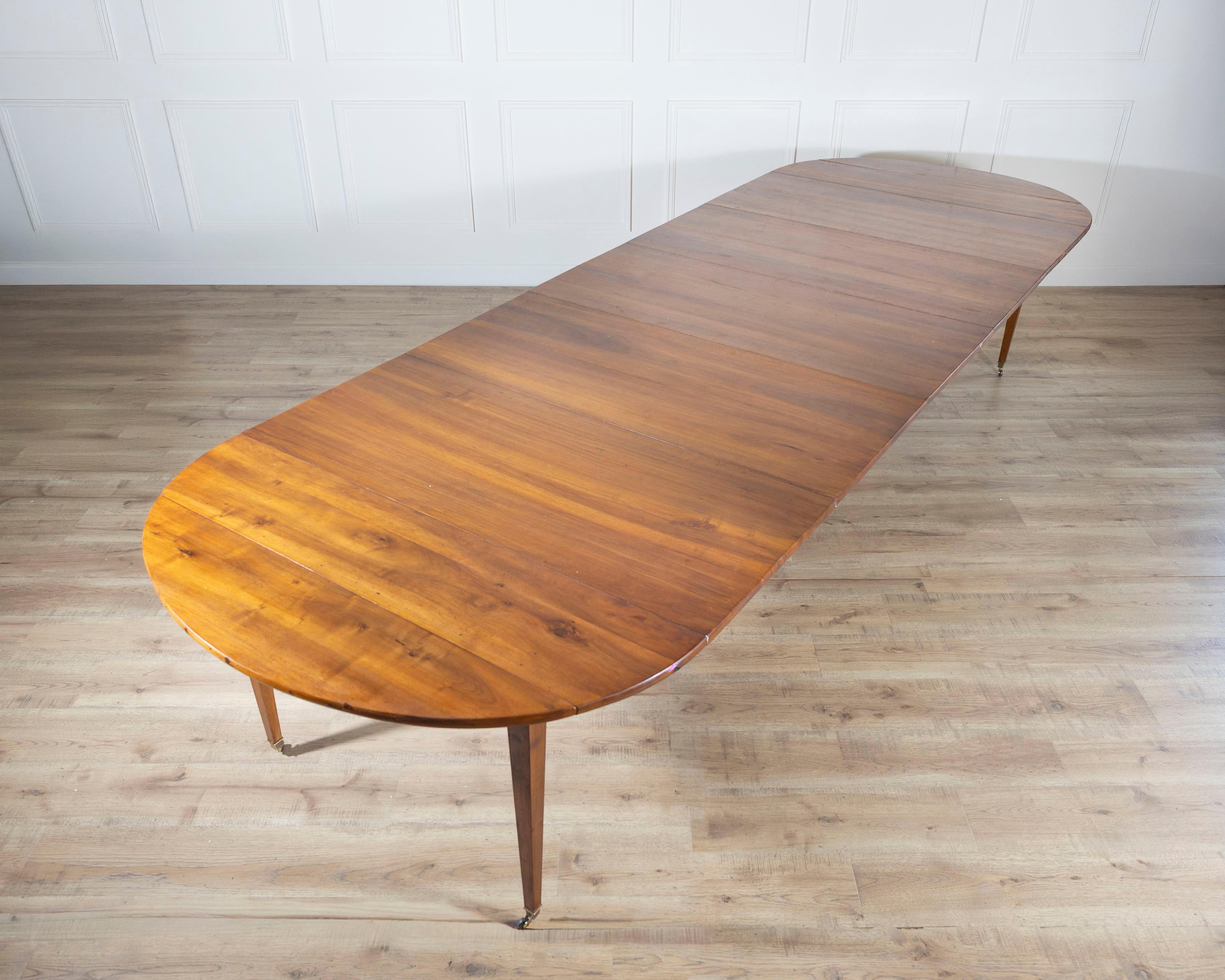 Early 20th Century French Restoration-Style Solid Walnut Extension Dining Table For Sale 2
