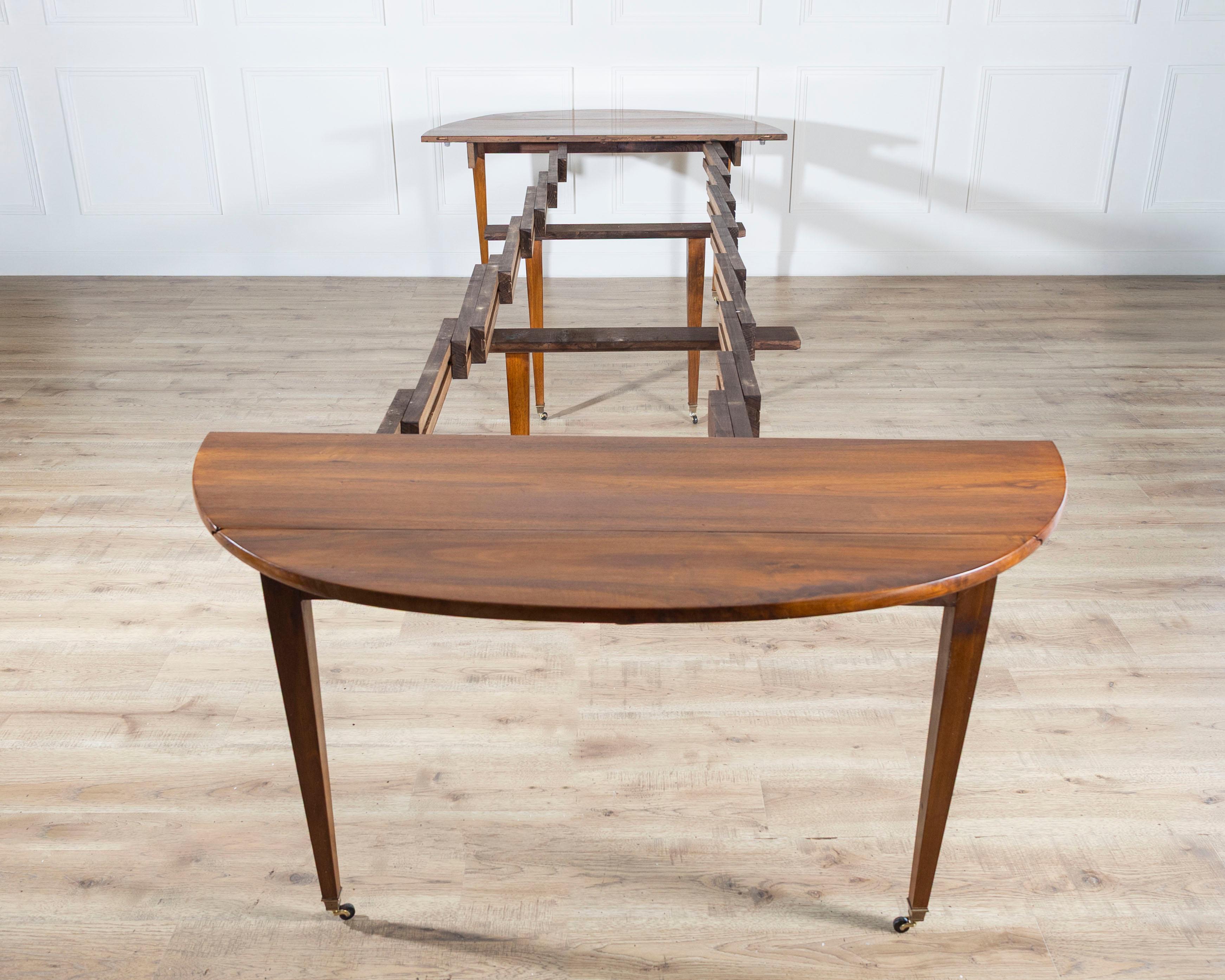 Early 20th Century French Restoration-Style Solid Walnut Extension Dining Table For Sale 4