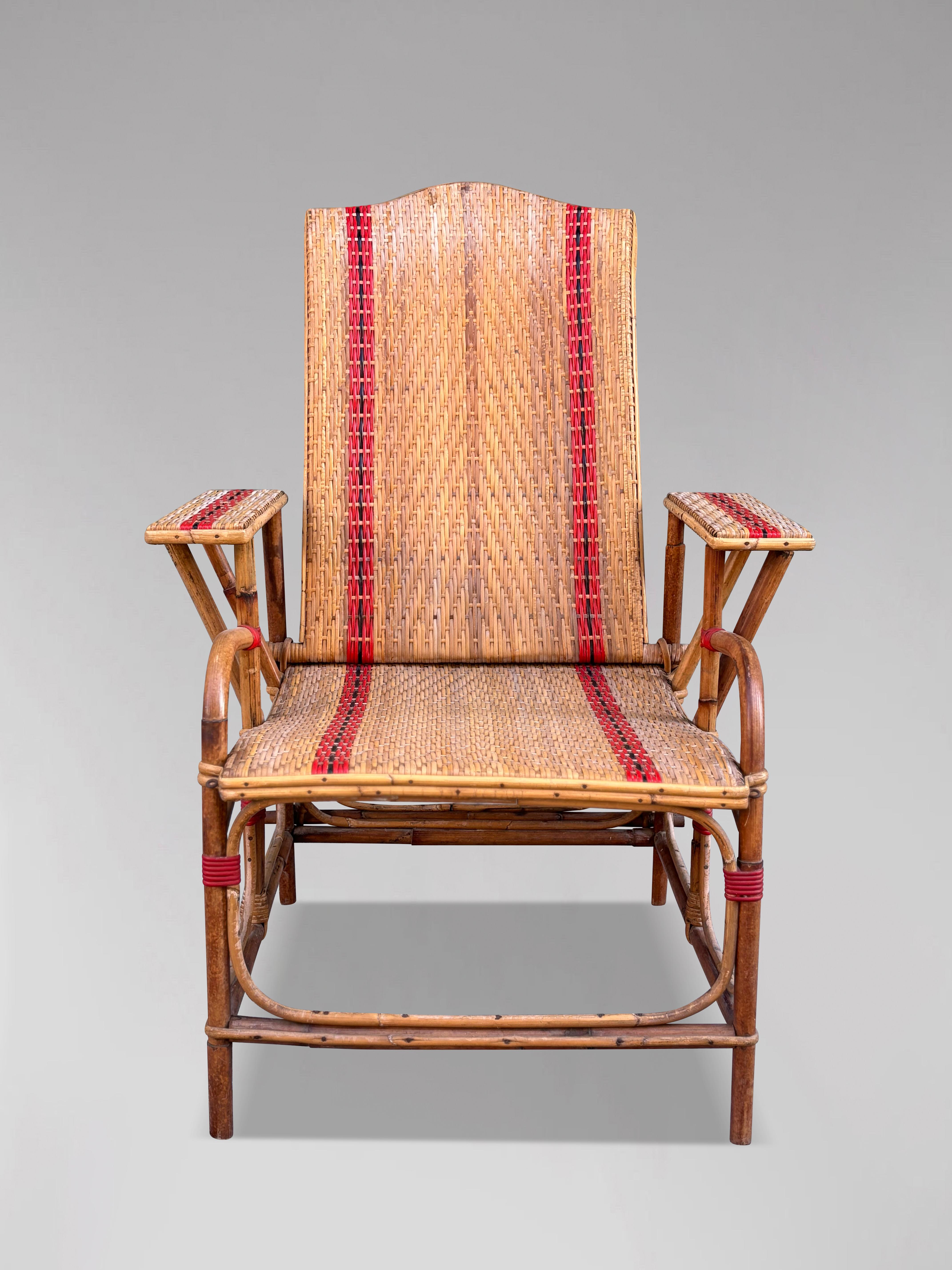 Early 20th century French Riviera Bamboo & Rattan Reclining Sun Lounger In Good Condition For Sale In Petworth,West Sussex, GB