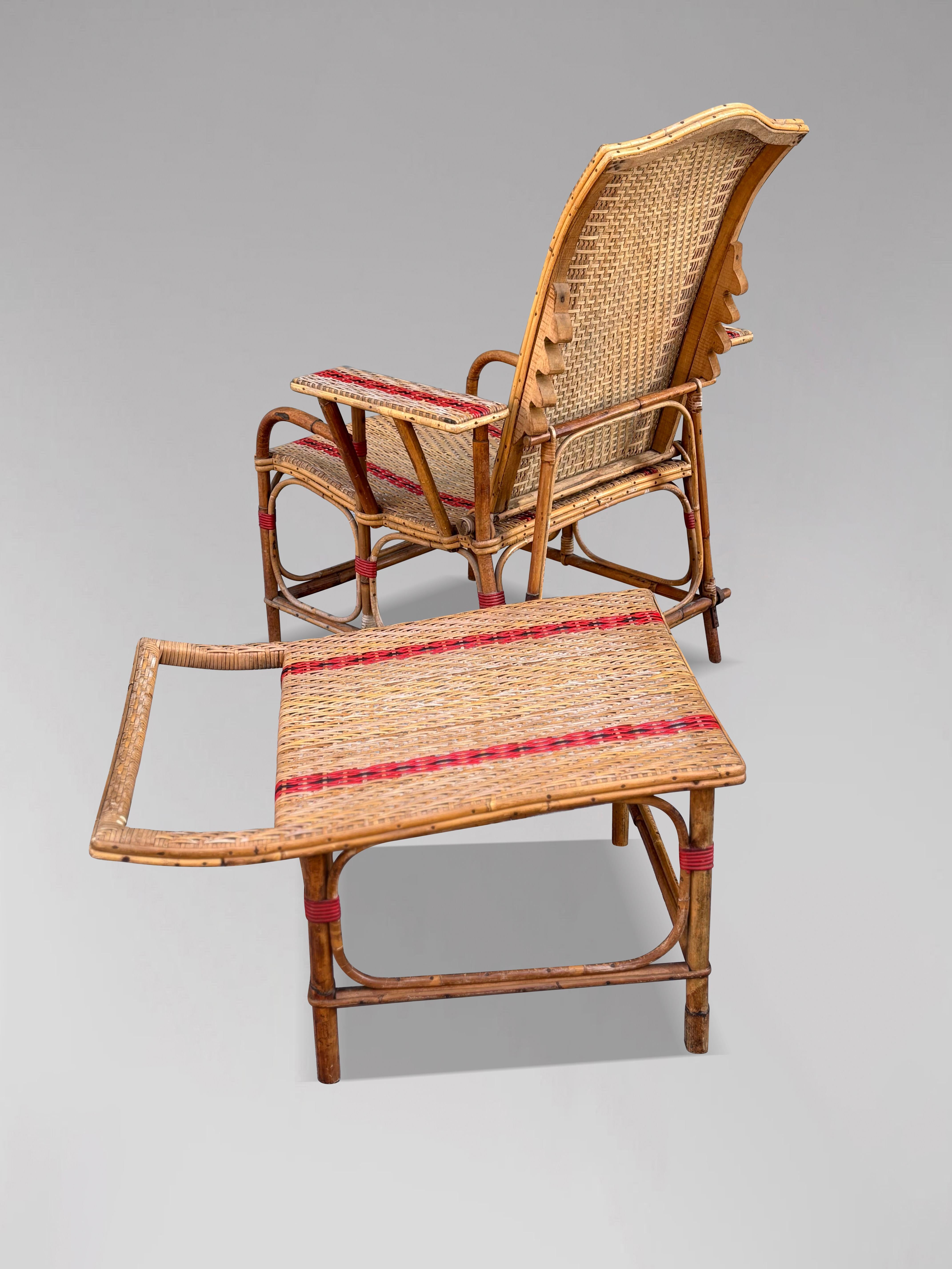 Early 20th century French Riviera Bamboo & Rattan Reclining Sun Lounger For Sale 3