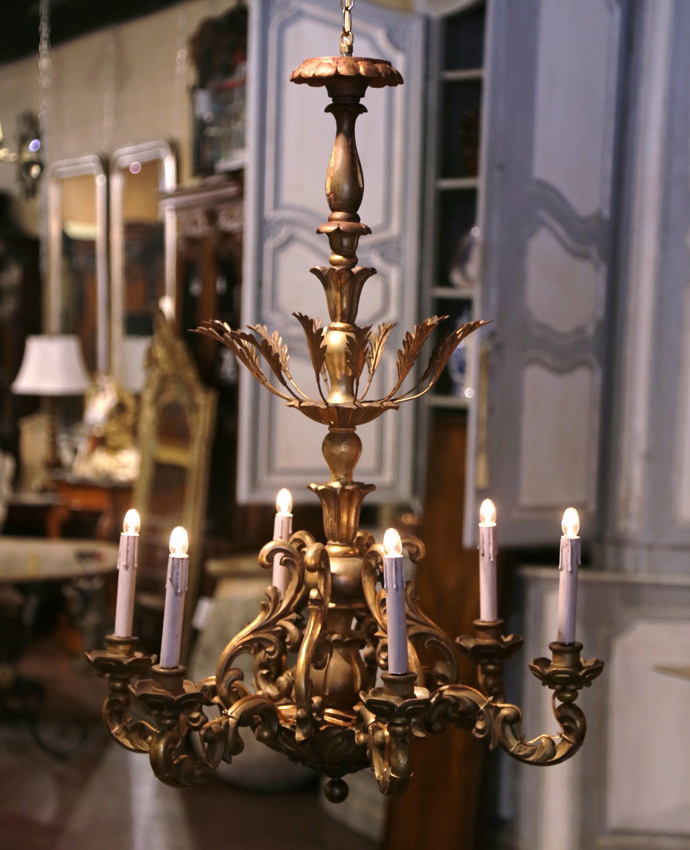 Early 20th Century French Rococo Carved Giltwood Six-Light Chandelier For Sale 1