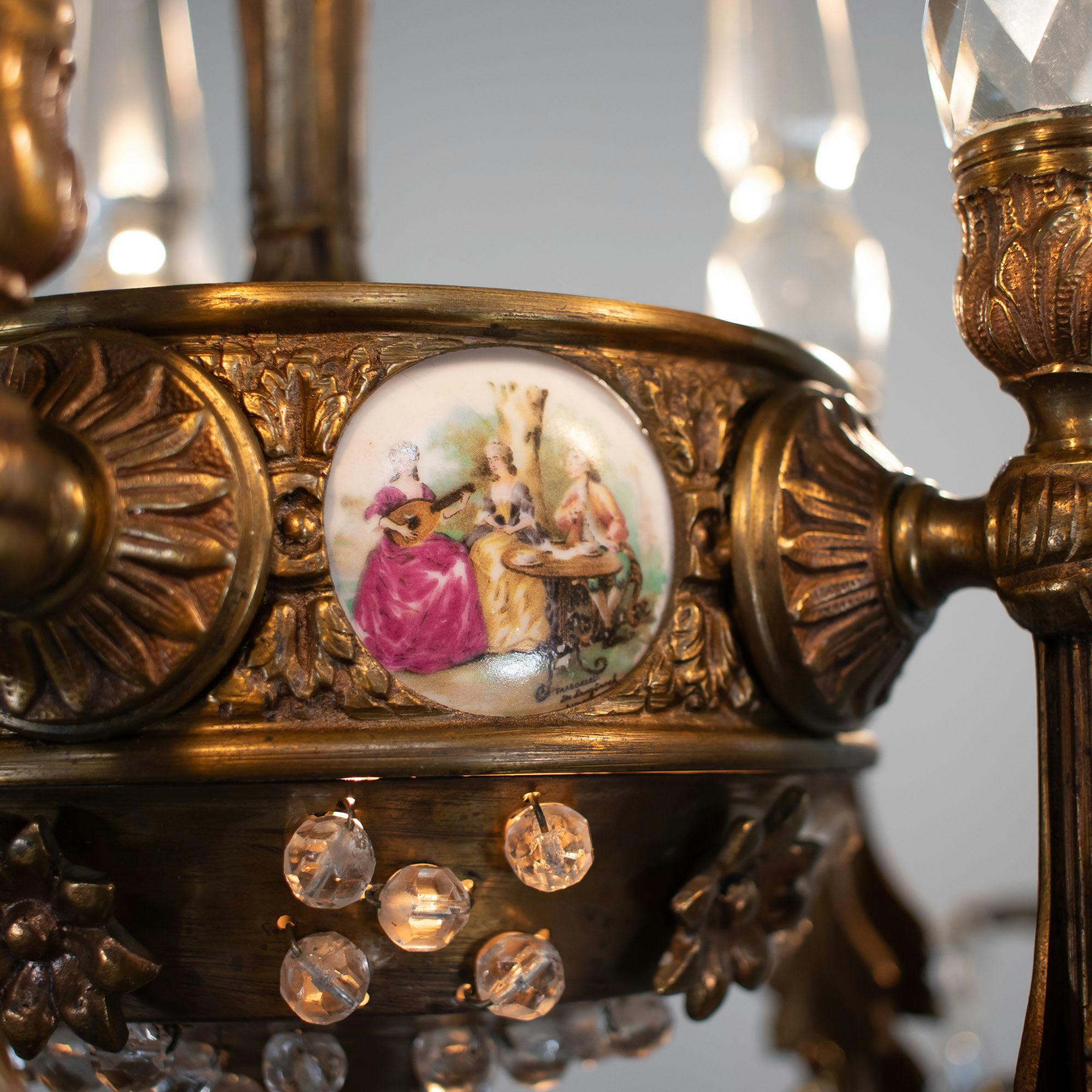 Lustre à cinq bras de lumière en bronze et cristal du début du 20e siècle, de style Revive rococo français en vente 10