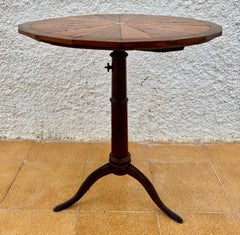 Early 20th Century French Rotating Round Side Table in Walnut, 1940s