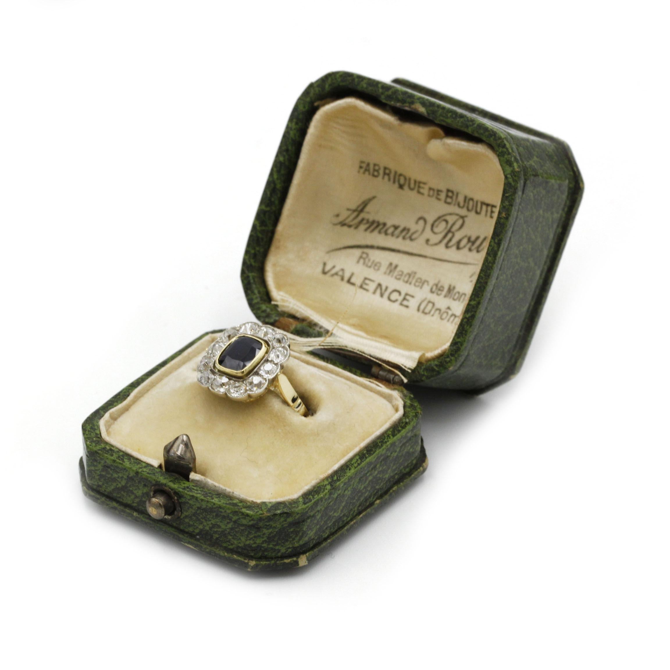Women's Early 20th Century French Sapphire & Diamond “Daisy” Cluster Ring – Antique 18K For Sale