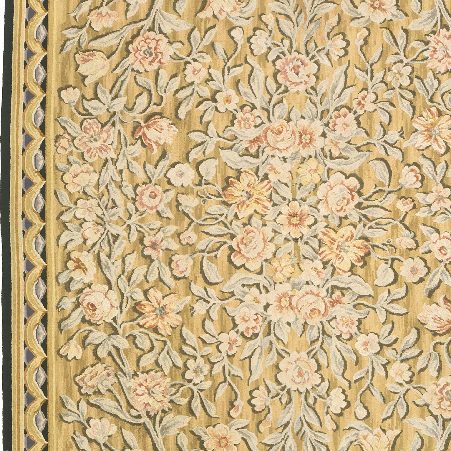 Französischer Savonnerie-Teppich des frühen 20. Jahrhunderts (Frühes 20. Jahrhundert) im Angebot