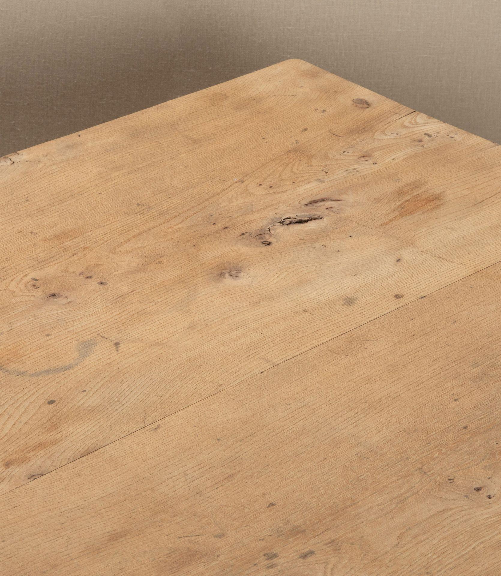 20ième siècle Table de ferme en orme frotté du début du 20e siècle en vente
