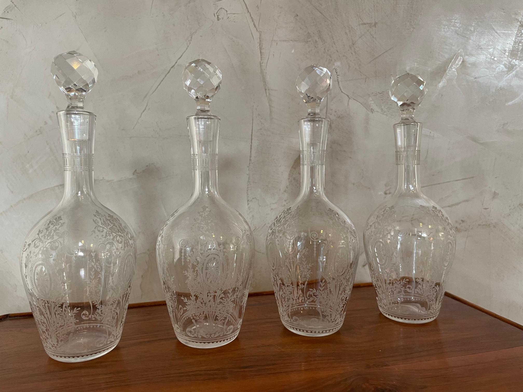Early 20th century French Set of Four Crystal Carafes, 1900s In Good Condition In LEGNY, FR
