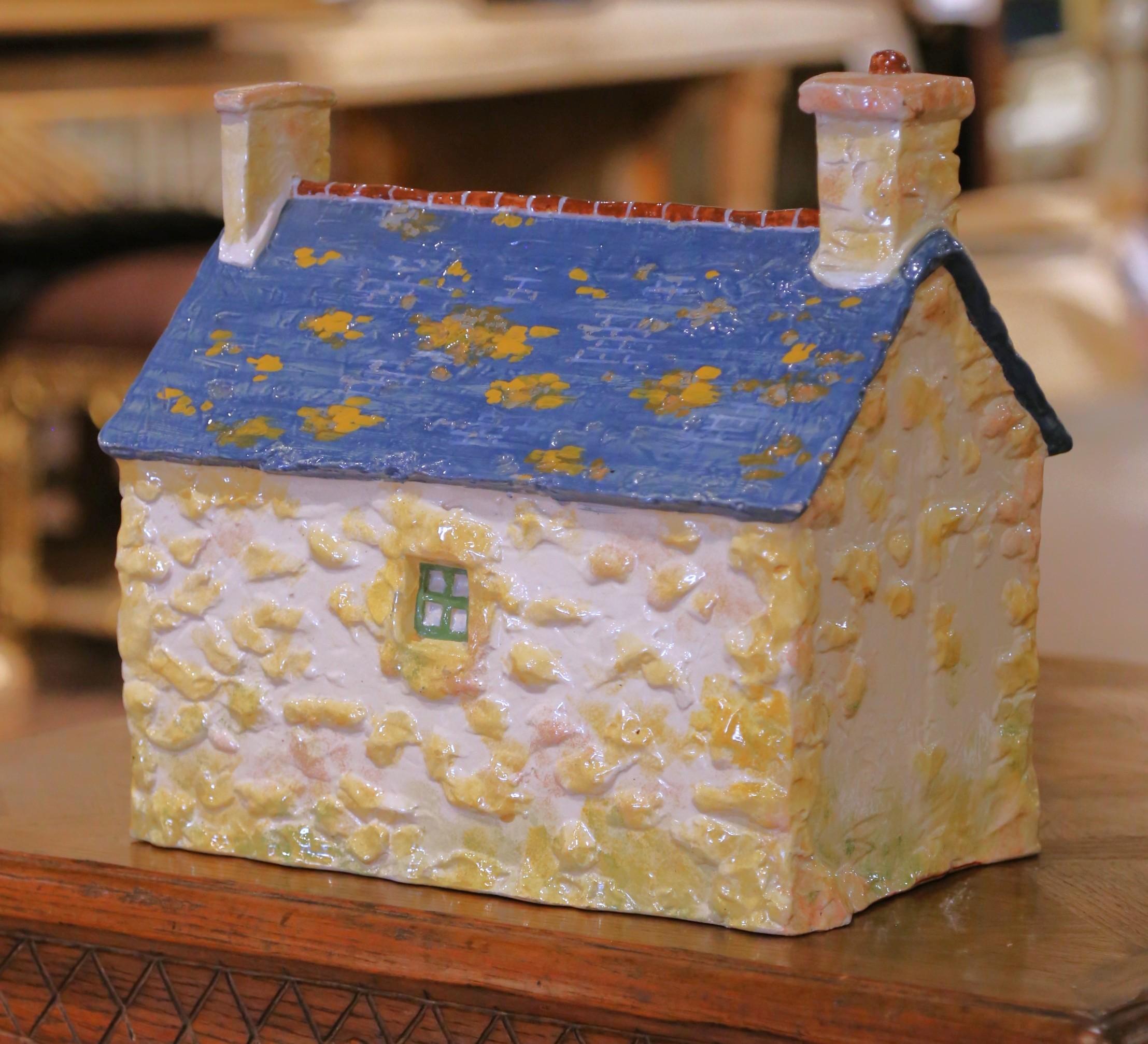 Casa in maiolica francese di Henriot Quimper dei primi del Novecento in vendita 5