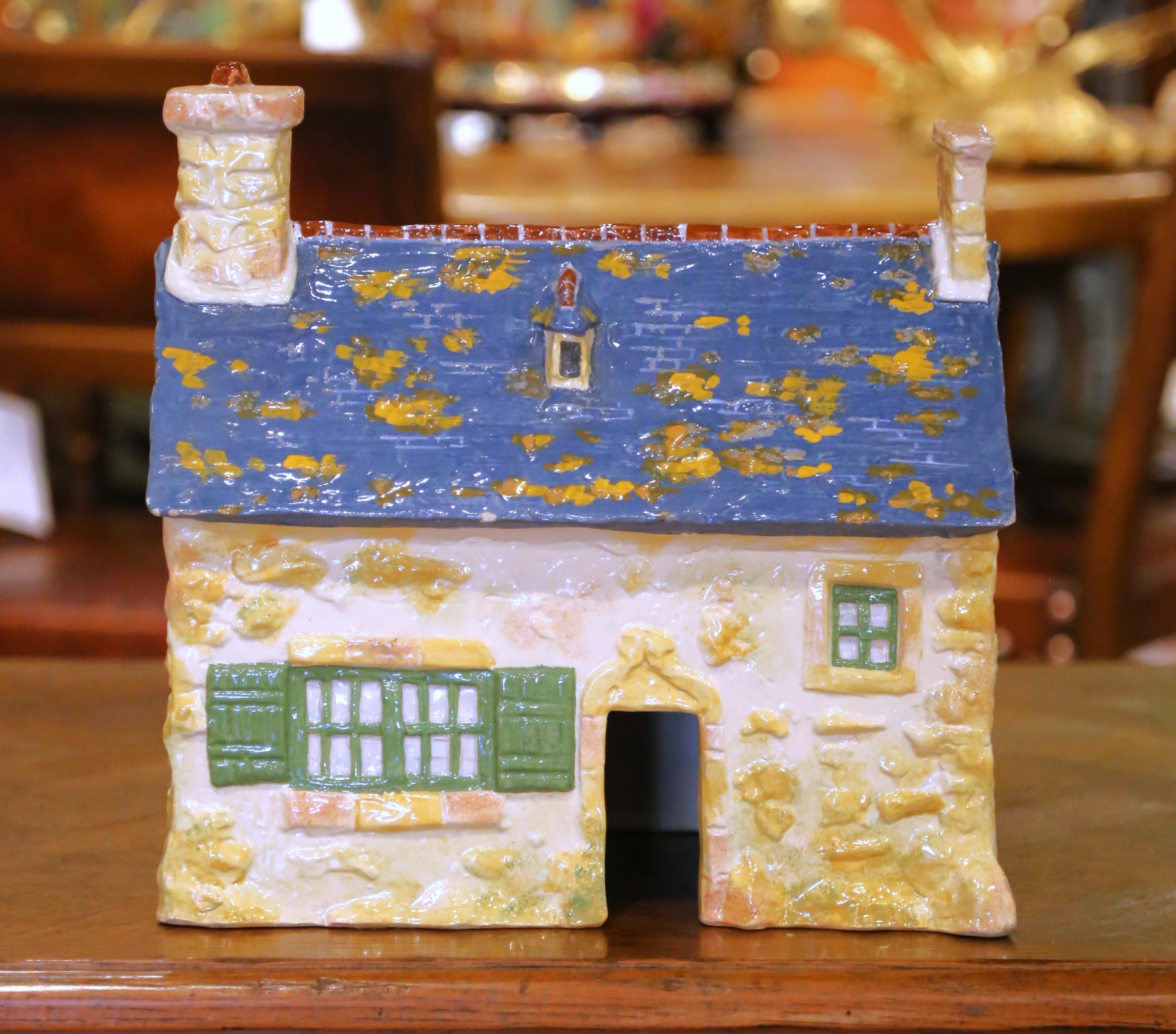 Francese Casa in maiolica francese di Henriot Quimper dei primi del Novecento in vendita